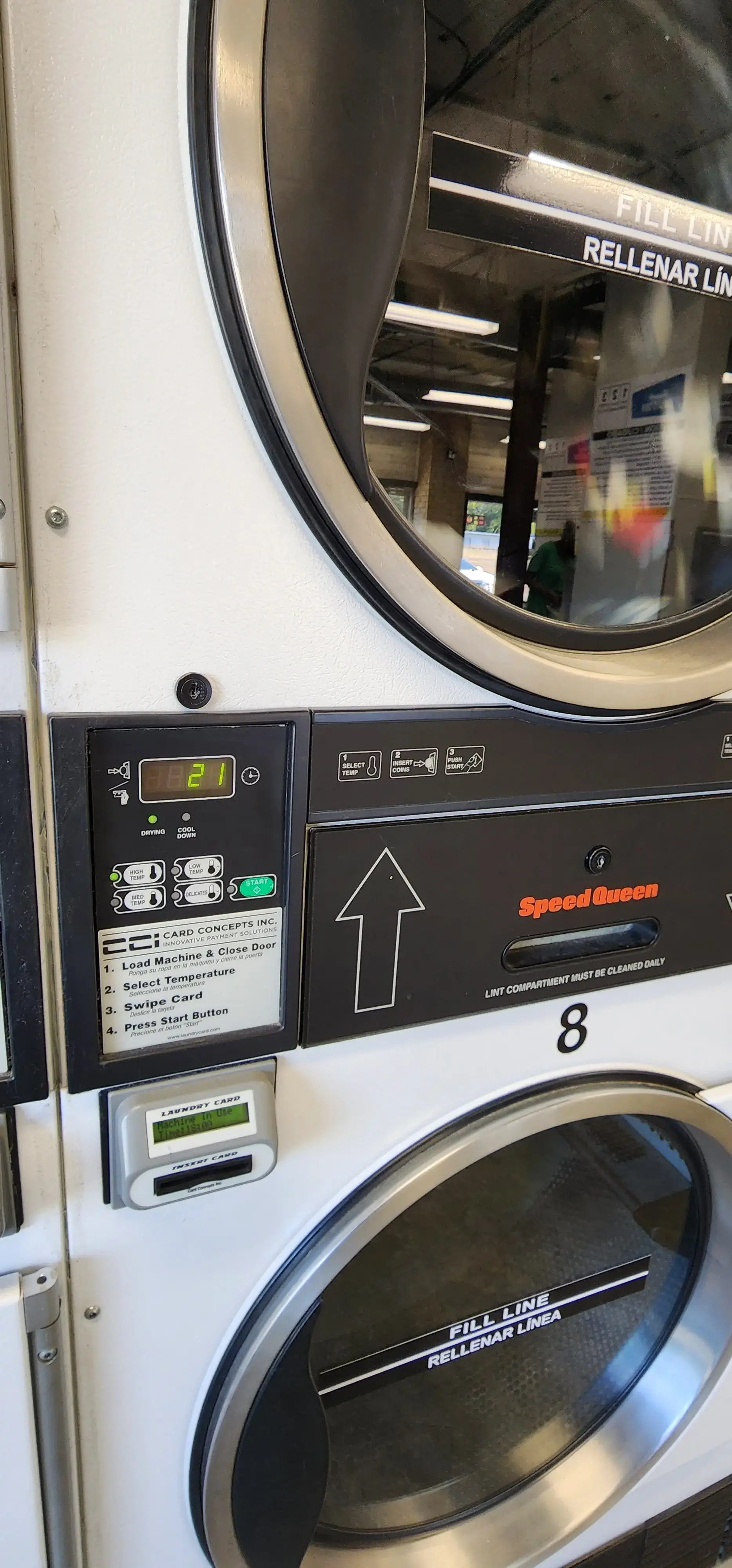 Newark Wash & Dry Laundromat Lavandería thumbnail 14
