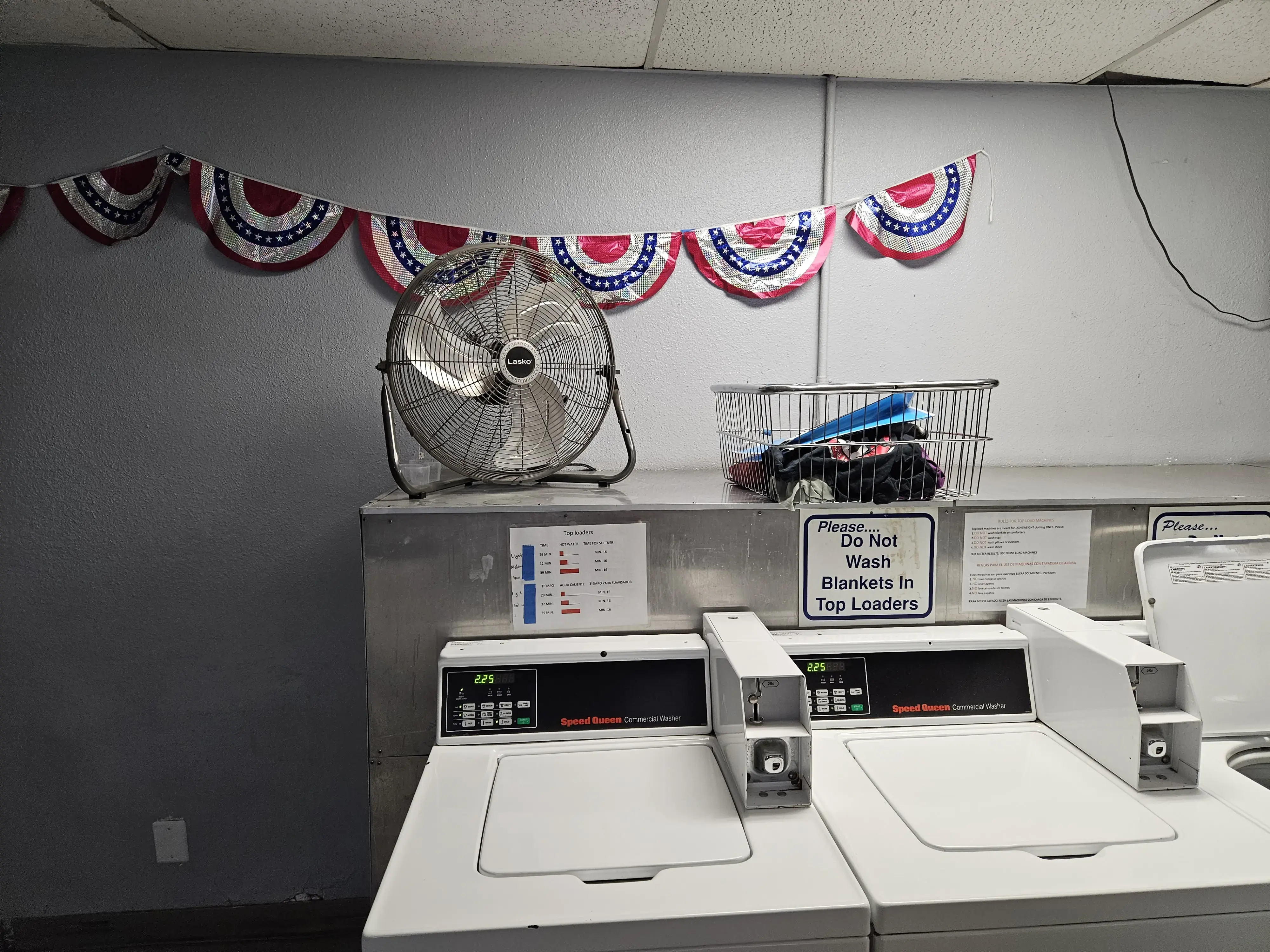 Newhall Coin Laundry - Image 18