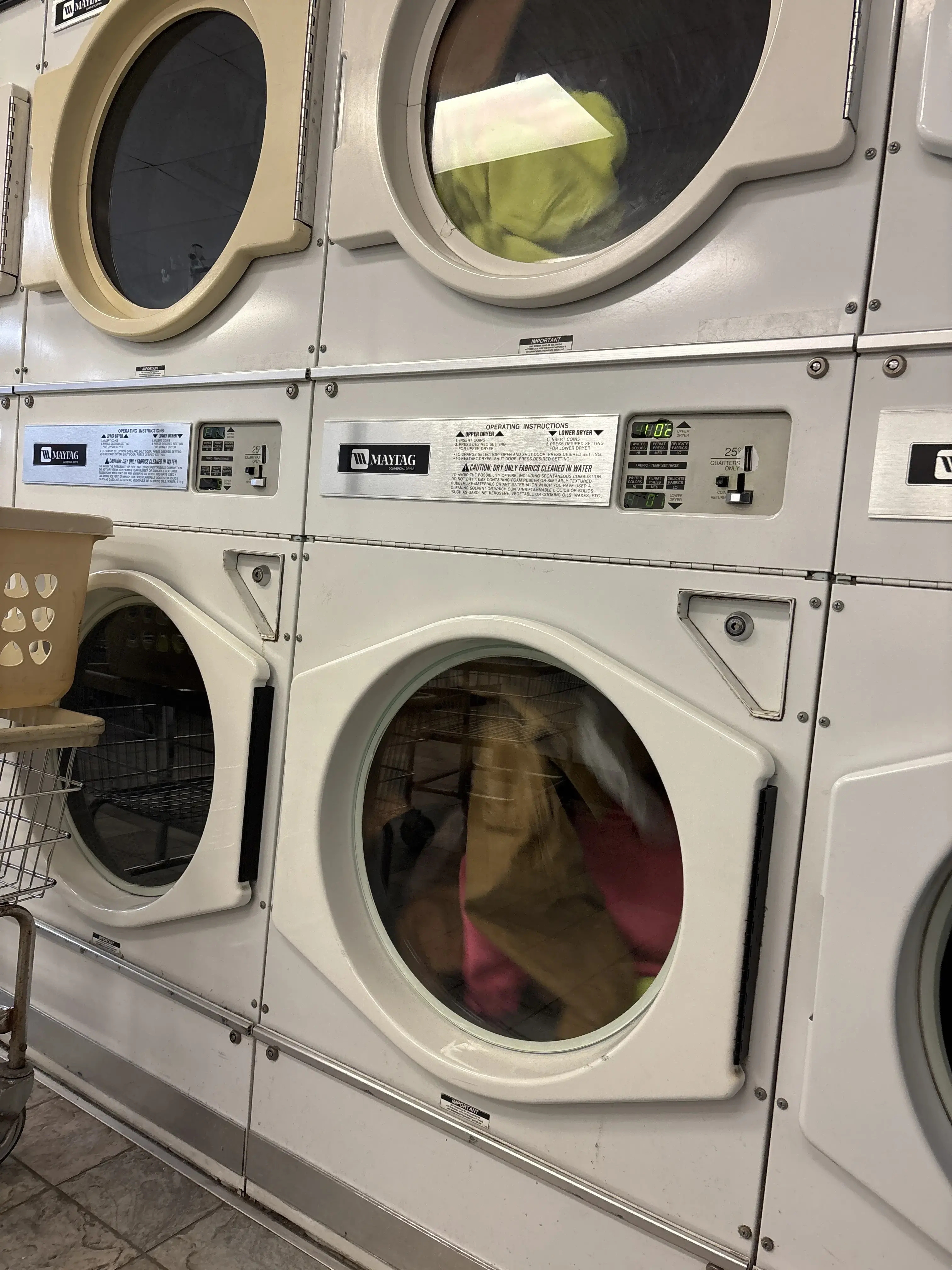Newport Laundromat thumbnail 2