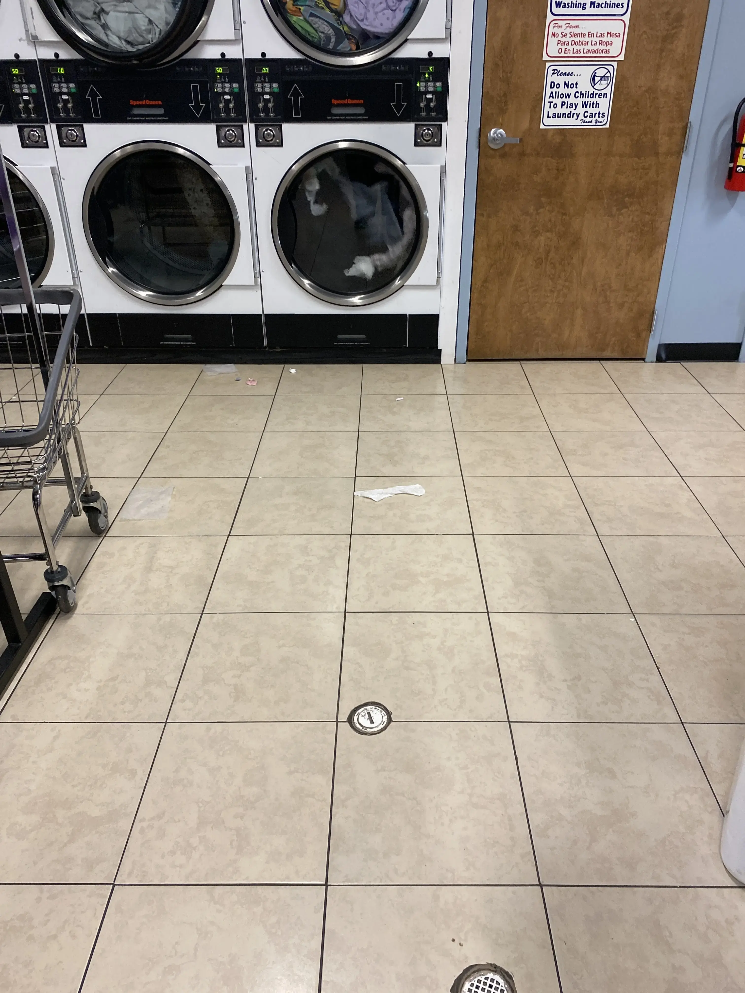 Newton Laundromat thumbnail 12