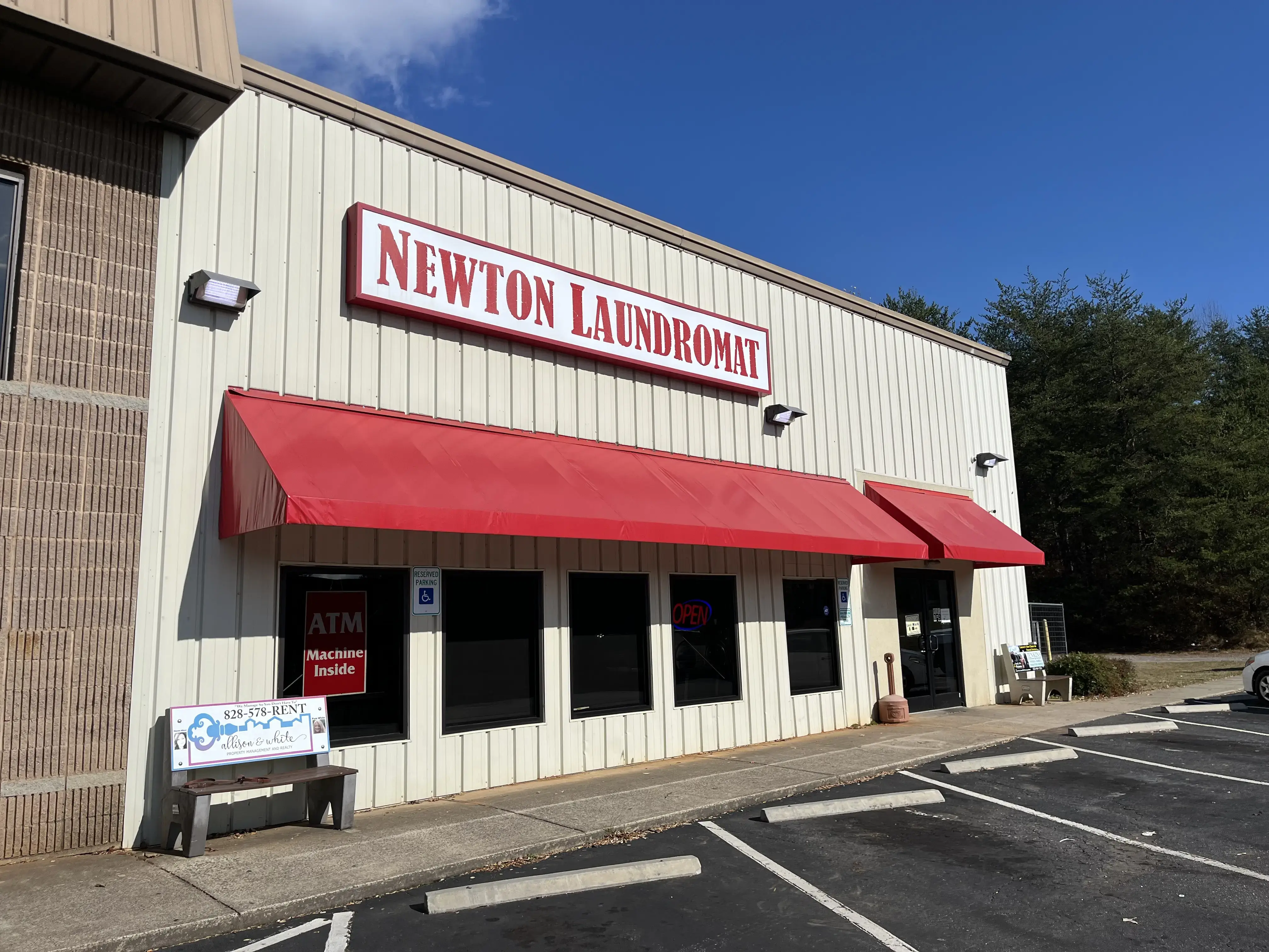 Newton Laundromat - Image 2