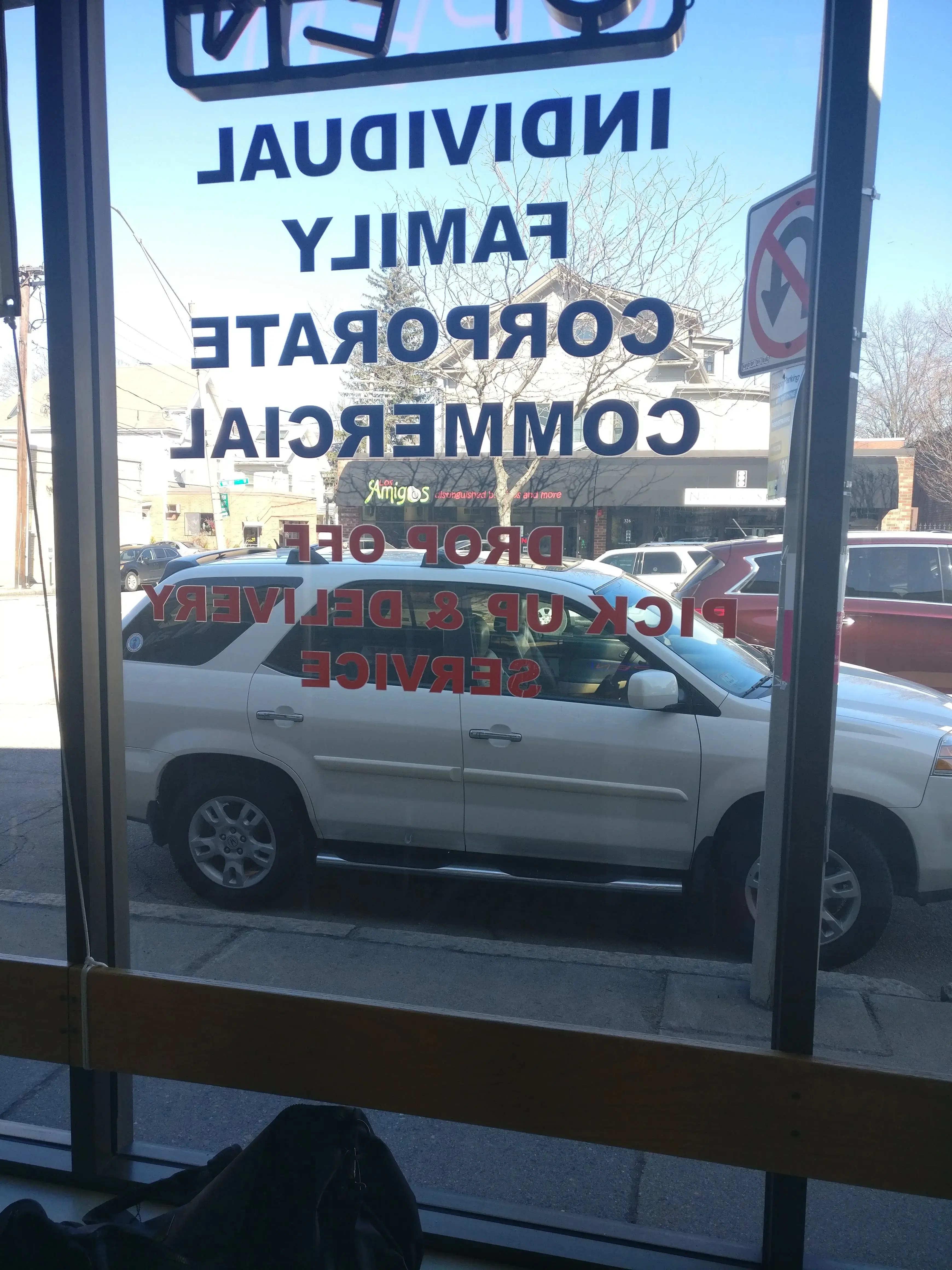 Newtonville Laundromat - Image 17