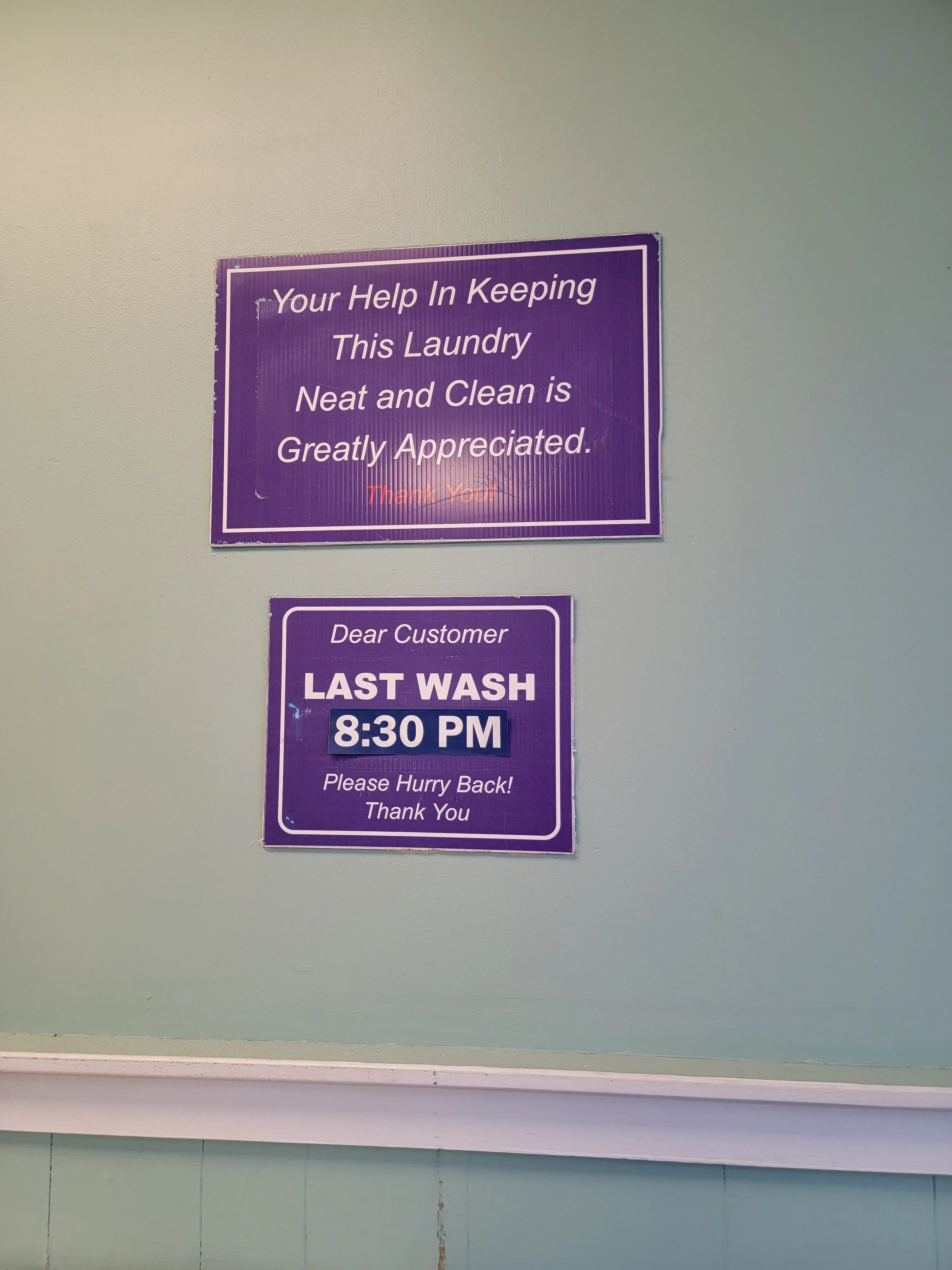 Newtonville Laundromat - Image 16