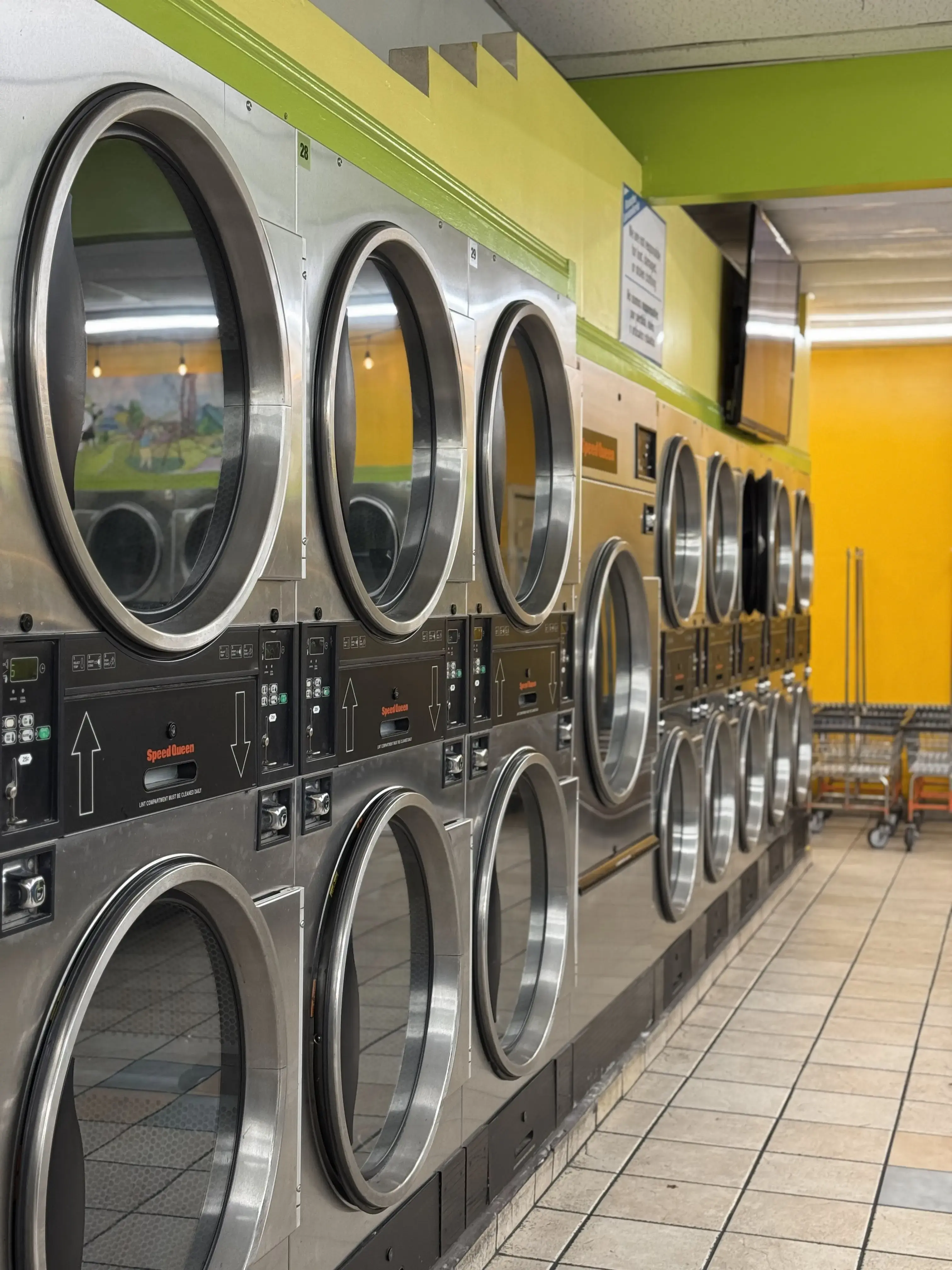Next Door Laundry - 24 Hour Coin Laundry|Lavanderia location