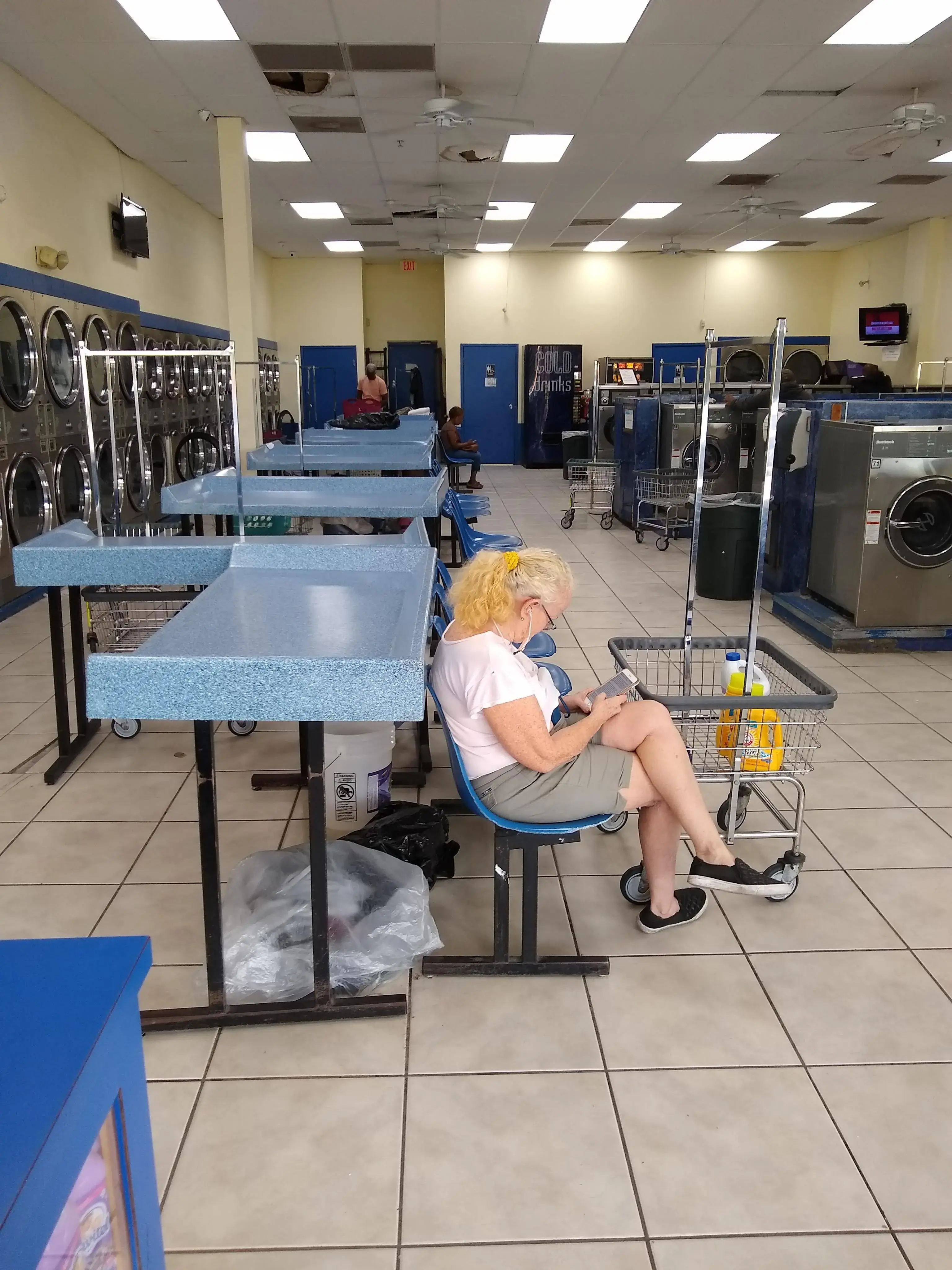 Nice Coin Laundry - Image 15