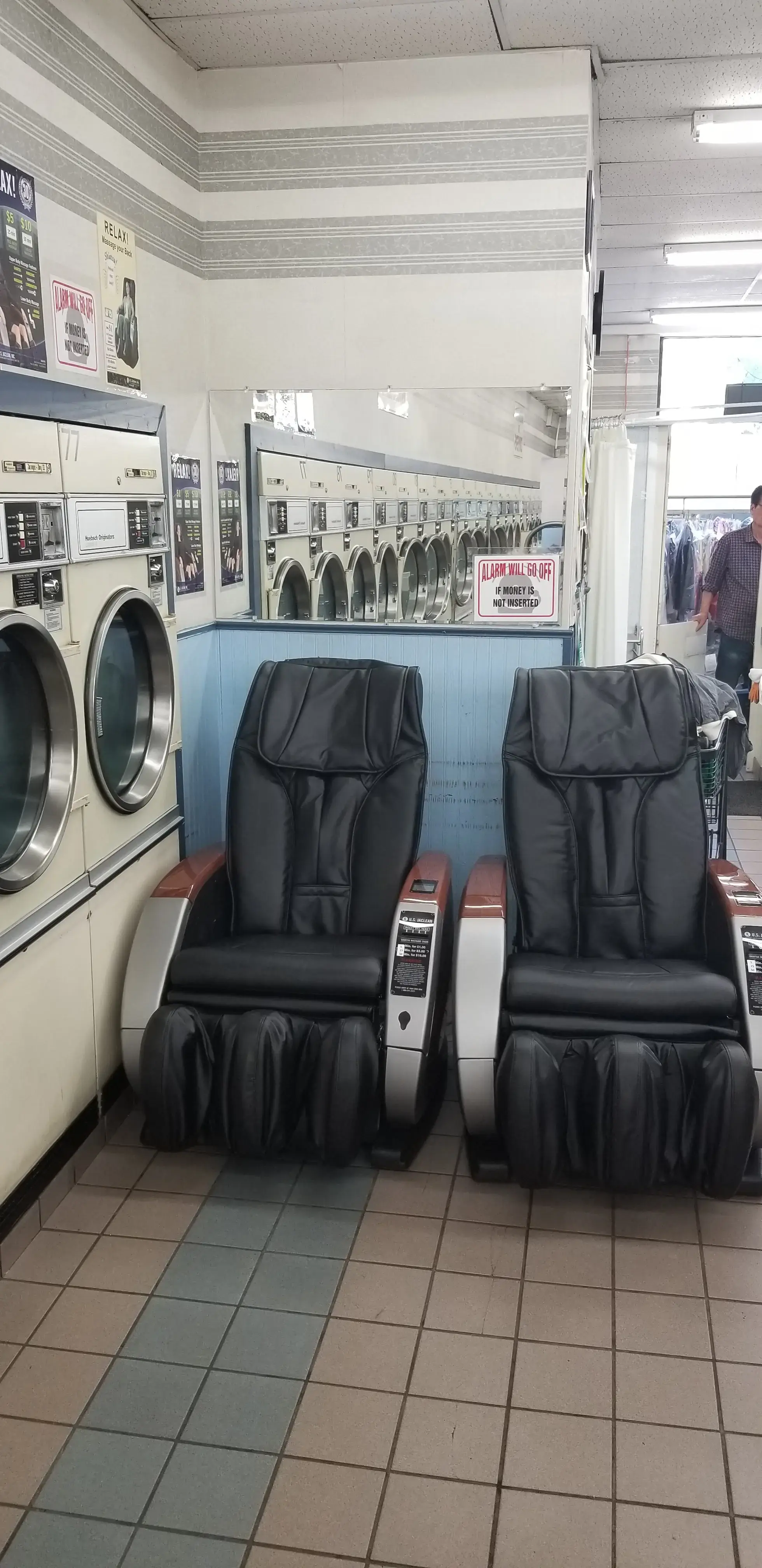 Nice Day Laundromat & Cleaners thumbnail 8