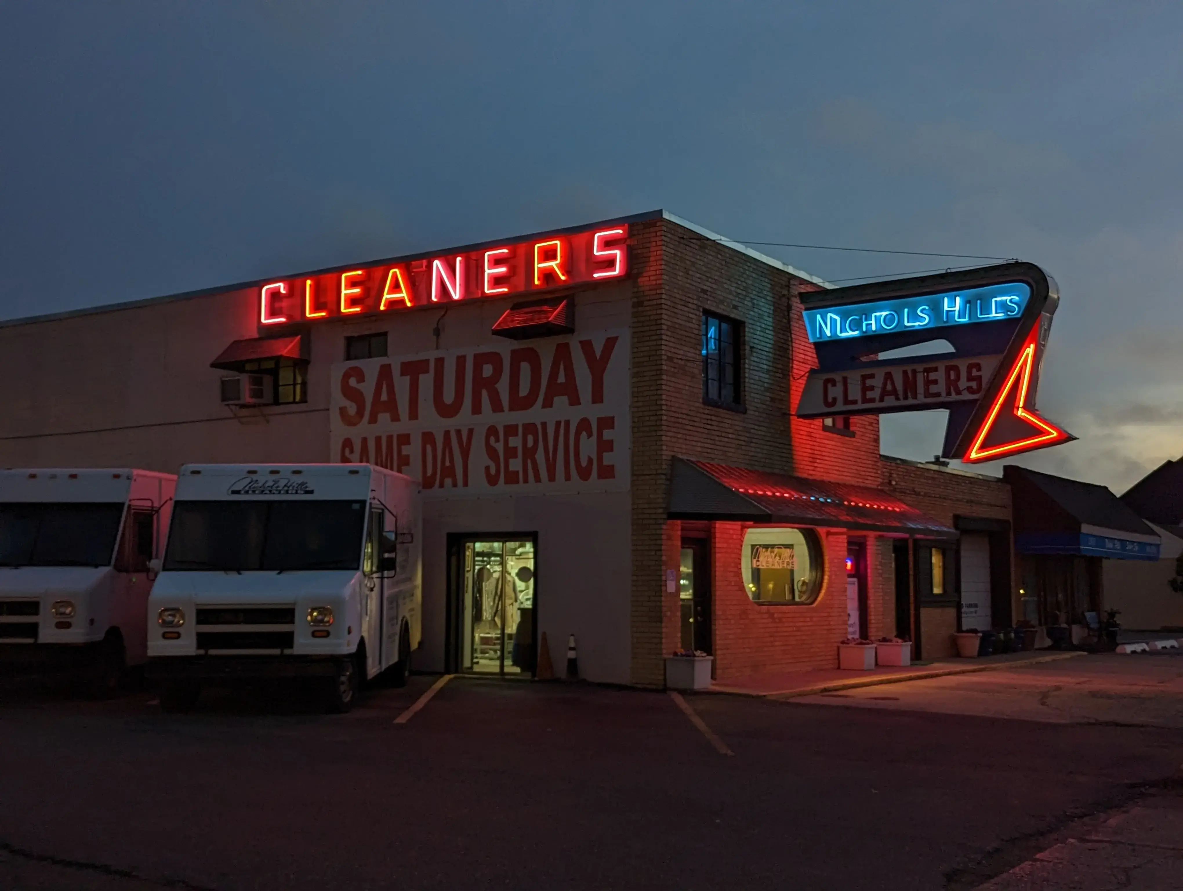 Nichols Hills Cleaners thumbnail 6