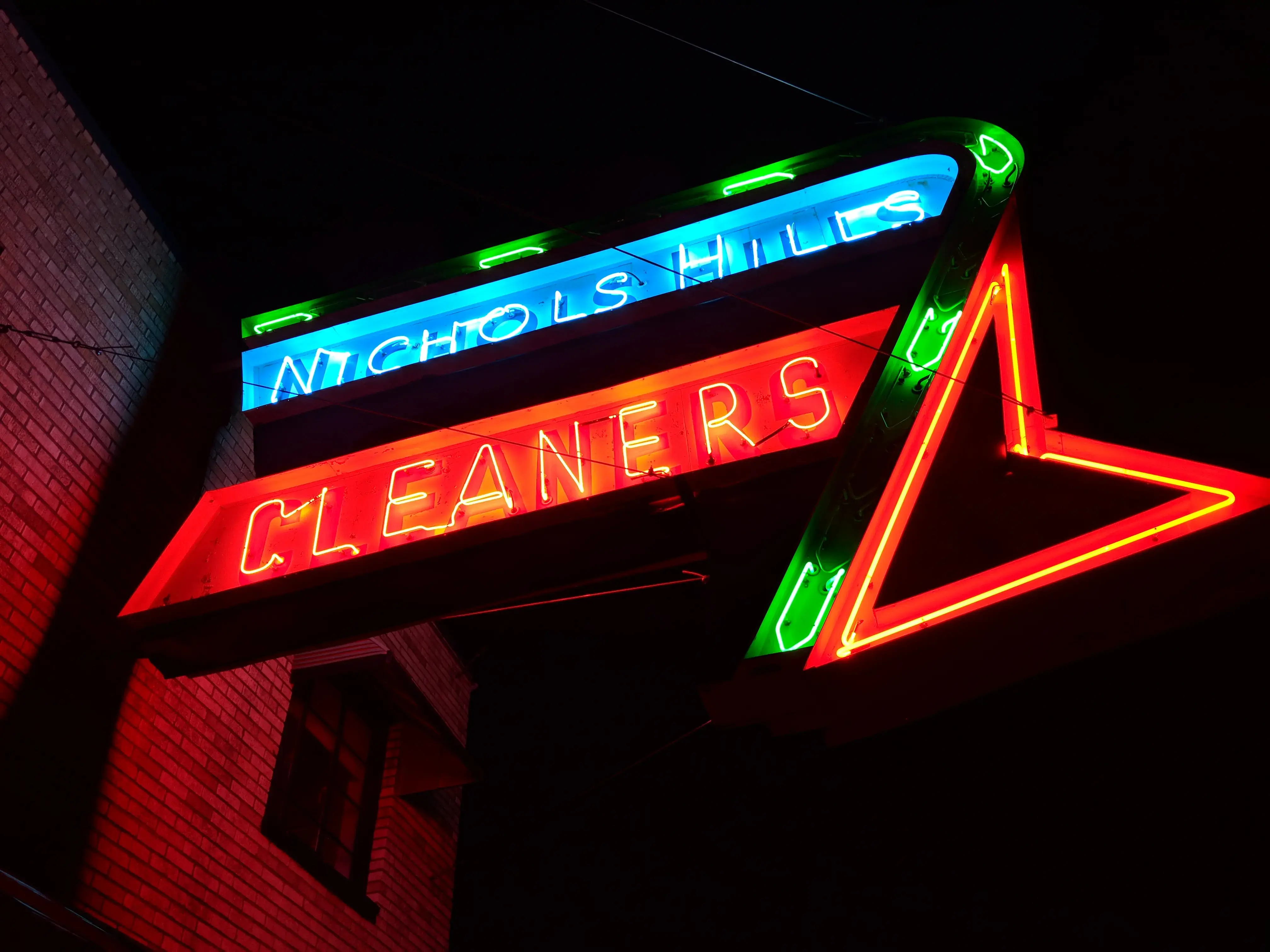 Nichols Hills Cleaners thumbnail 4