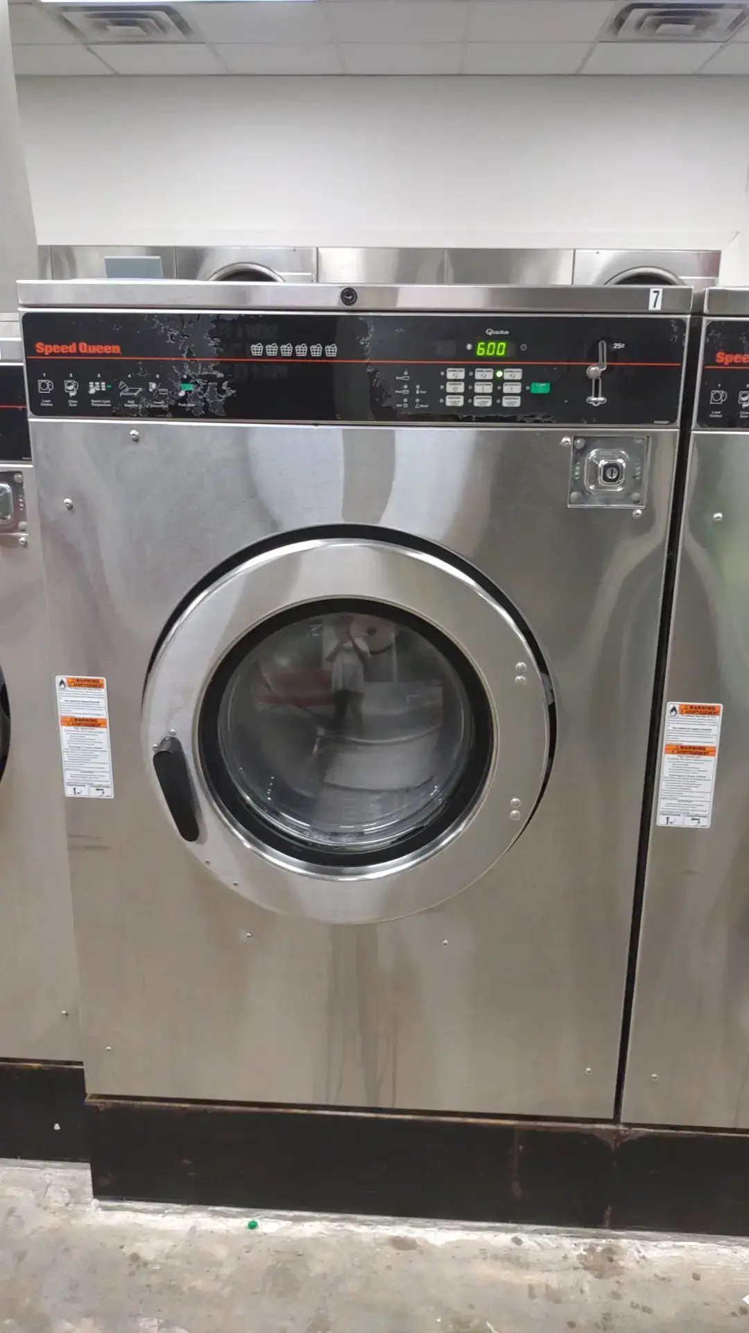 Nick's Wash-N-Dri thumbnail 1