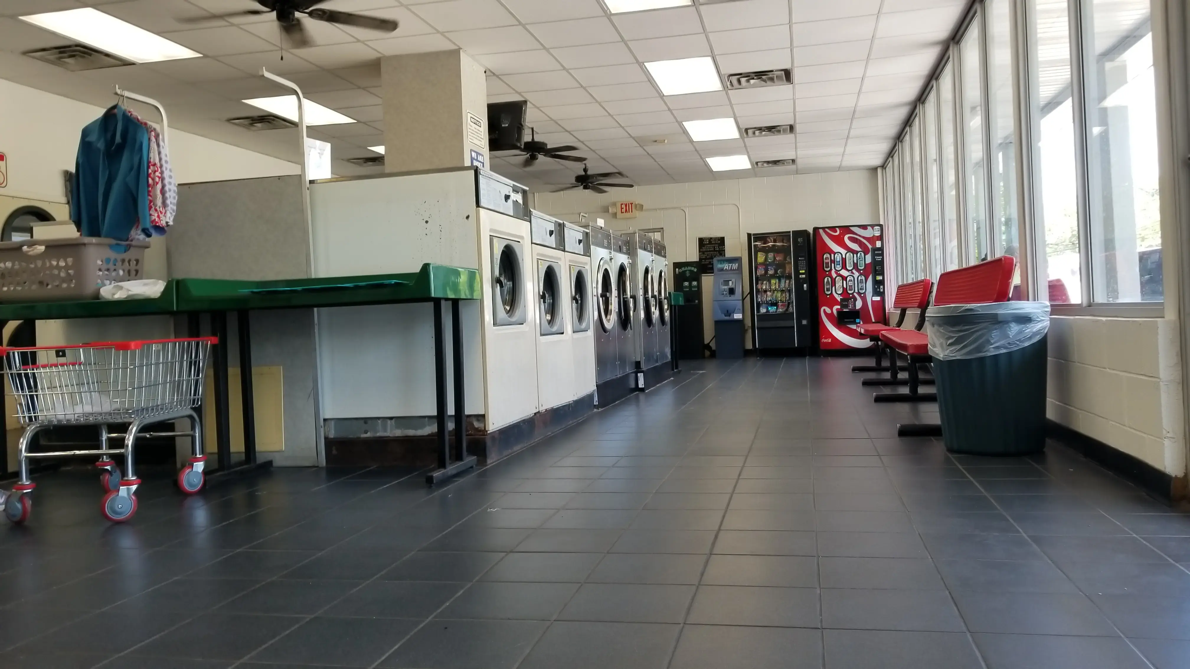 Nick's Wash-N-Dri thumbnail 4