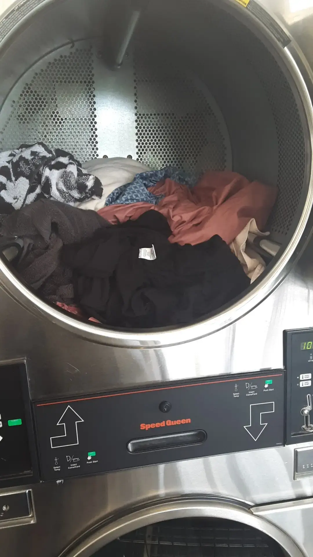 Nick's Wash-N-Dri - Image 11