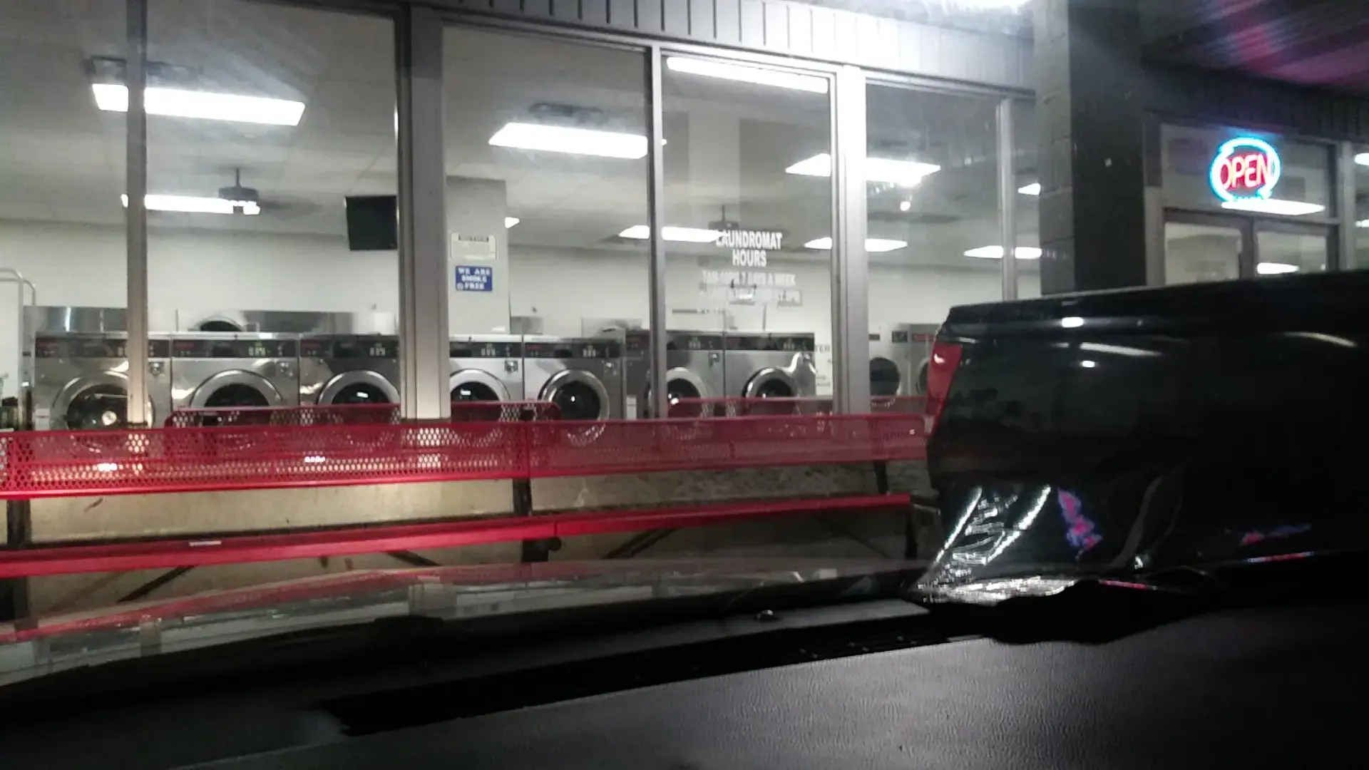 Nick's Wash-N-Dri thumbnail 15