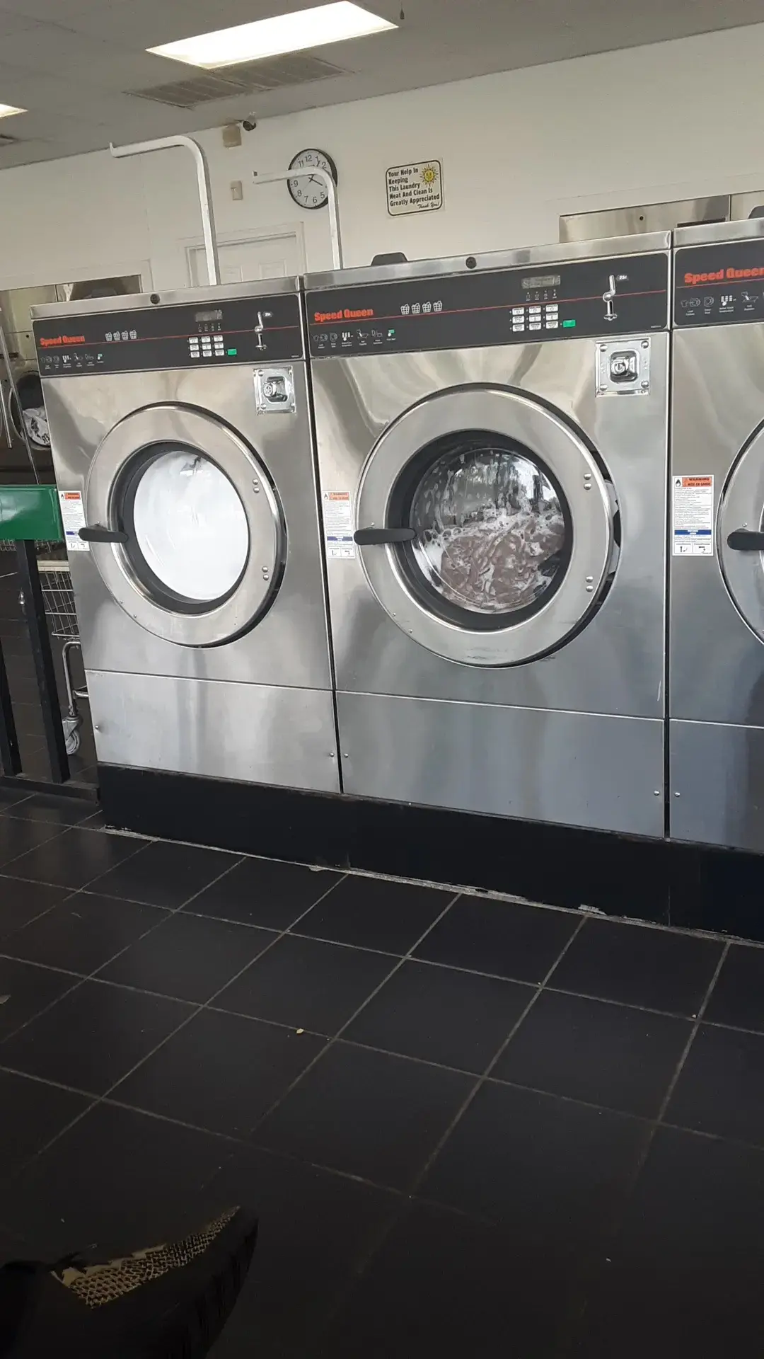 Nick's Wash-N-Dri - Image 18