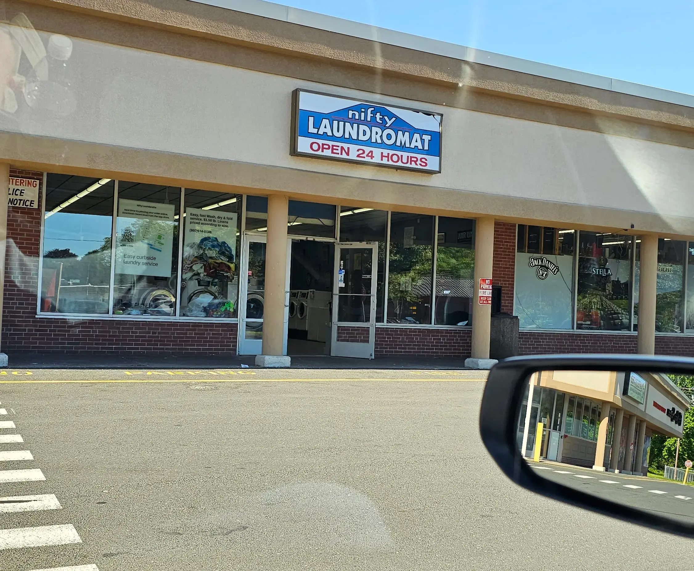 Nifty Laundromat thumbnail 2