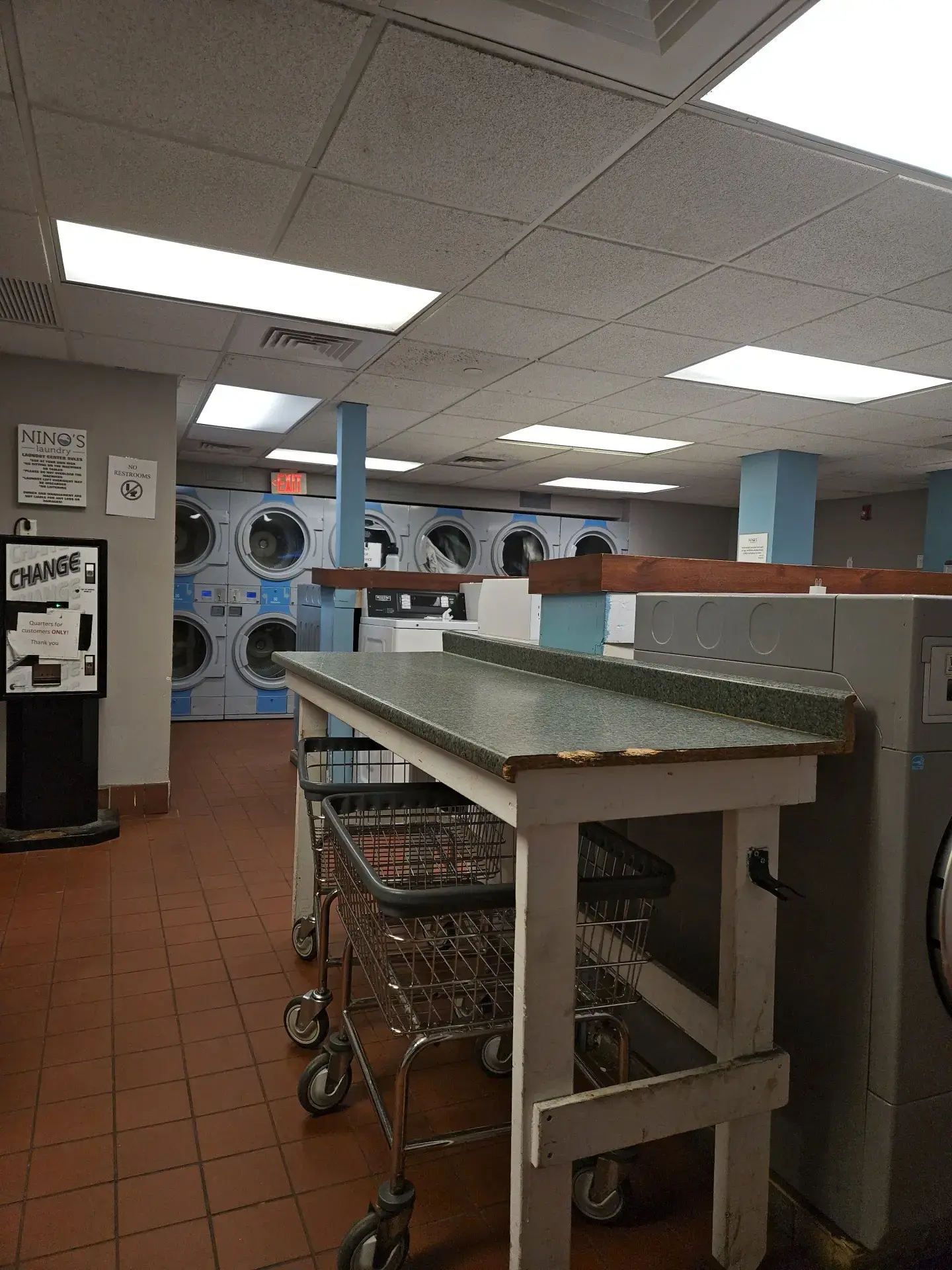 Nino's Laundromat thumbnail 20