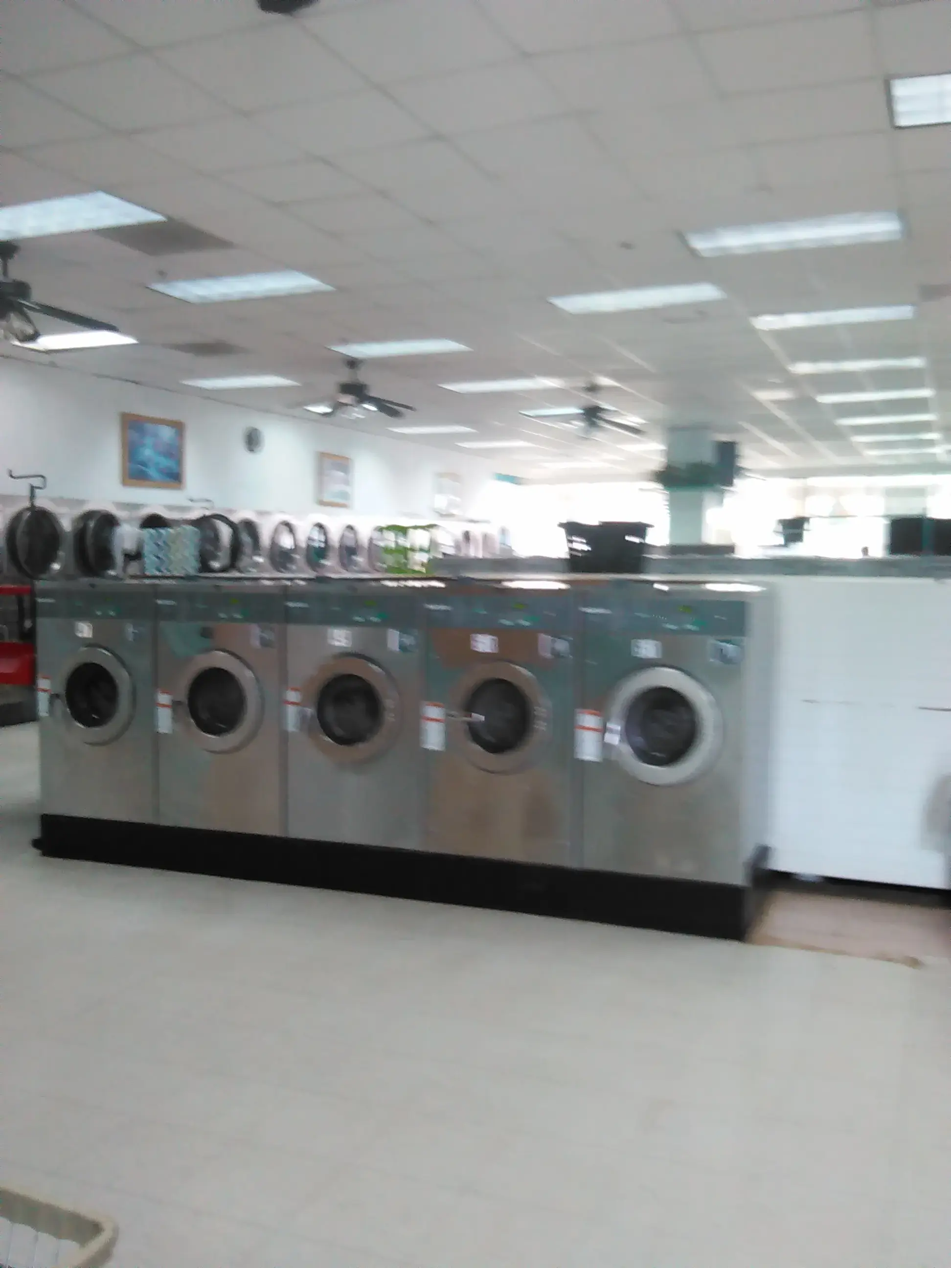 No. 1 Coin Laundry - Image 16