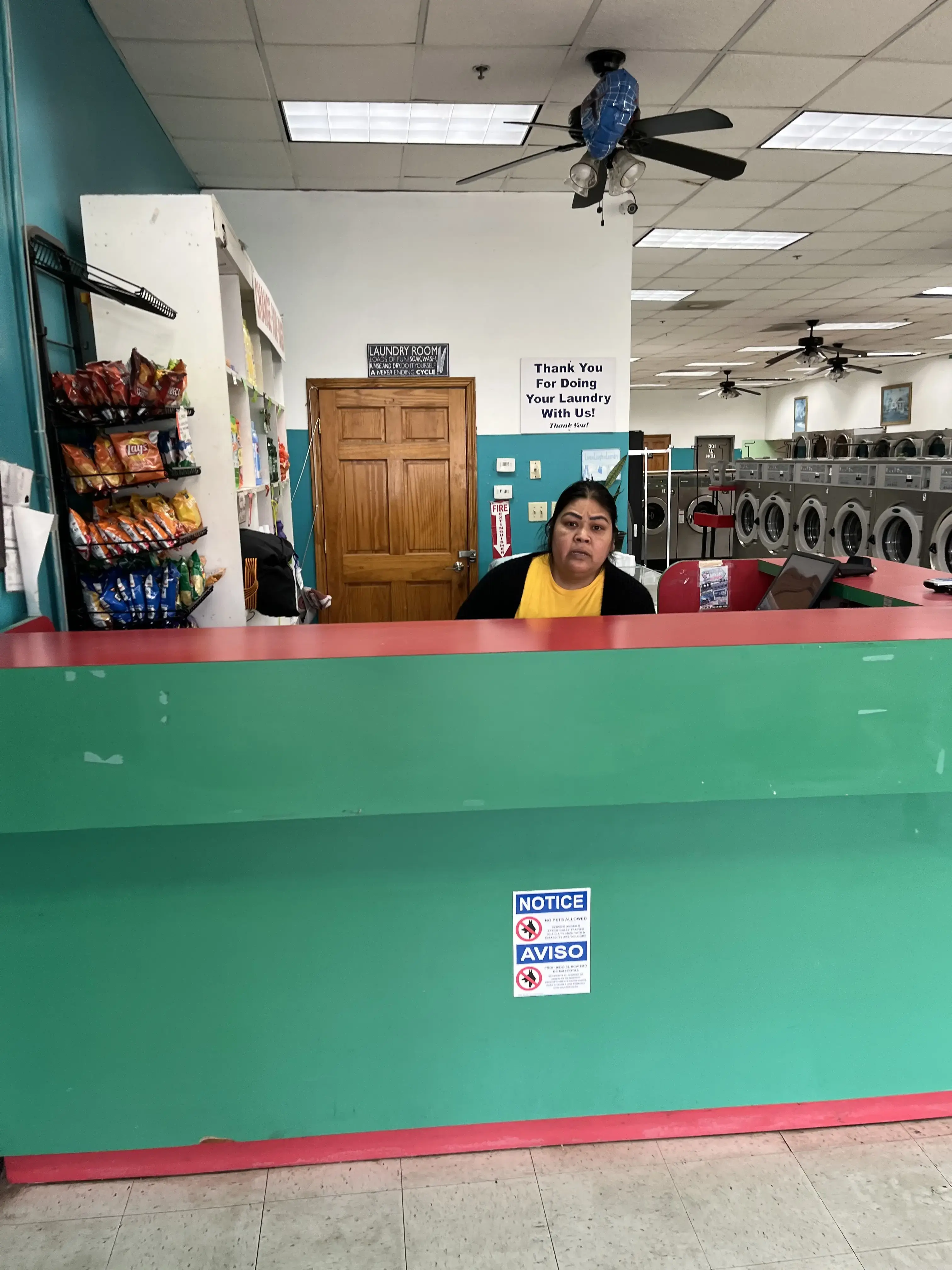 No. 1 Coin Laundry - Image 5