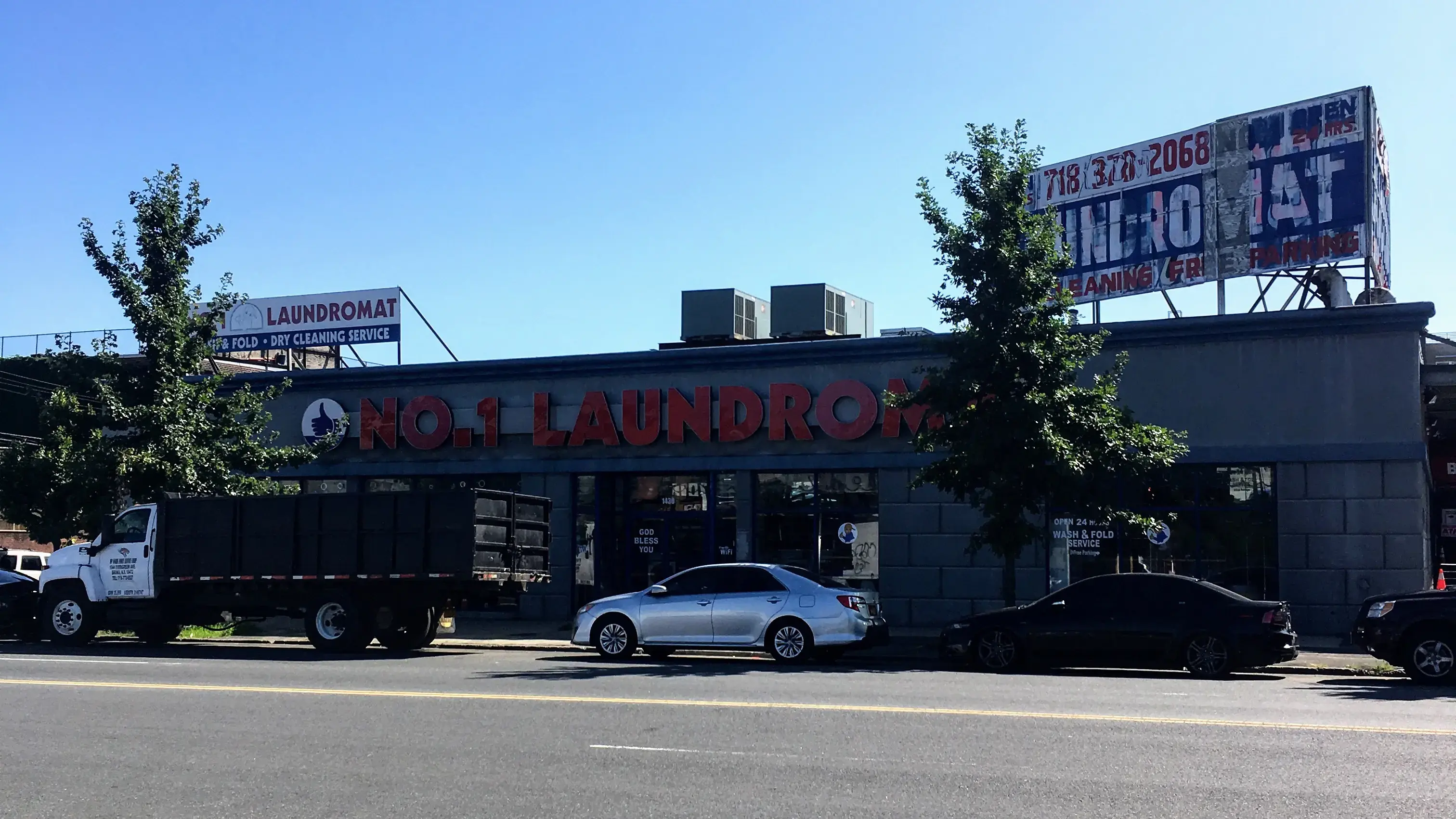 No 1 Laundromat - Image 14