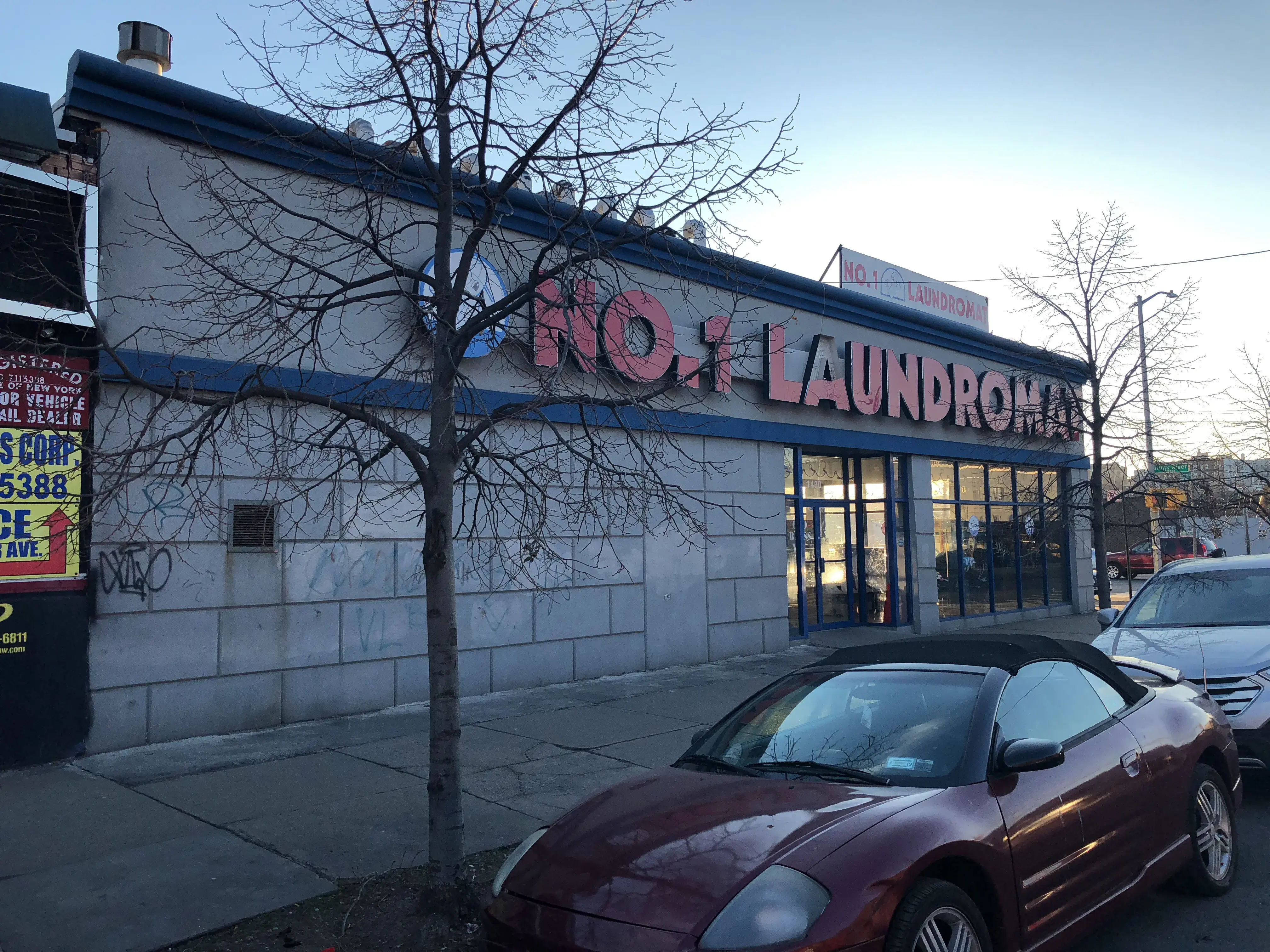 No 1 Laundromat - Image 2