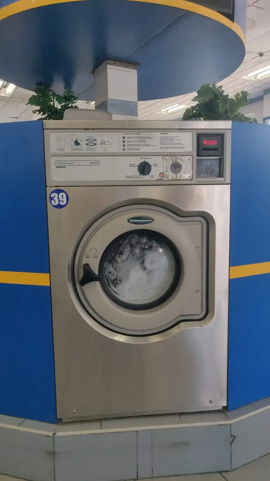 No 1 Laundromat - Image 6