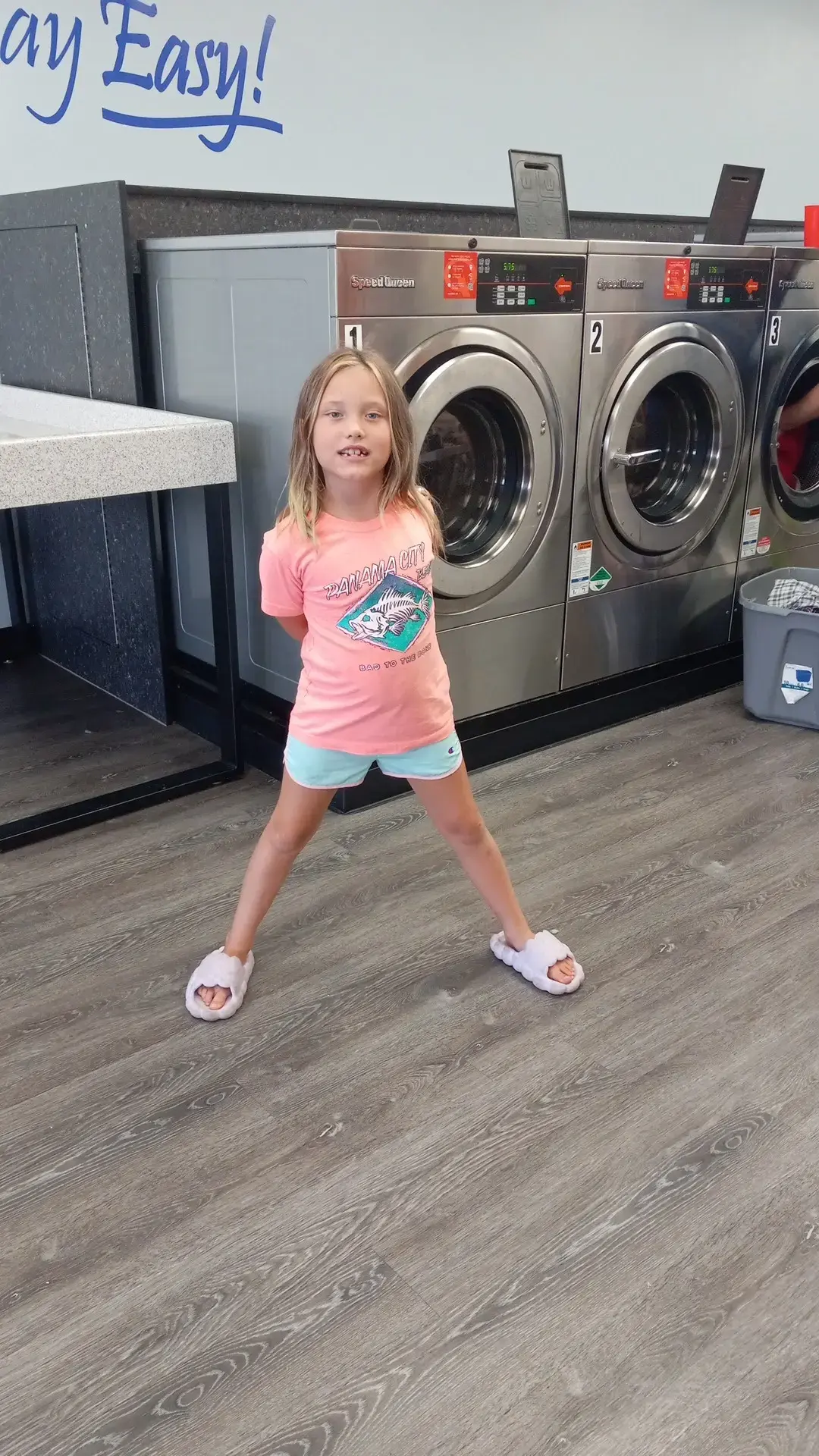 NO COIN LAUNDRY - Image 9