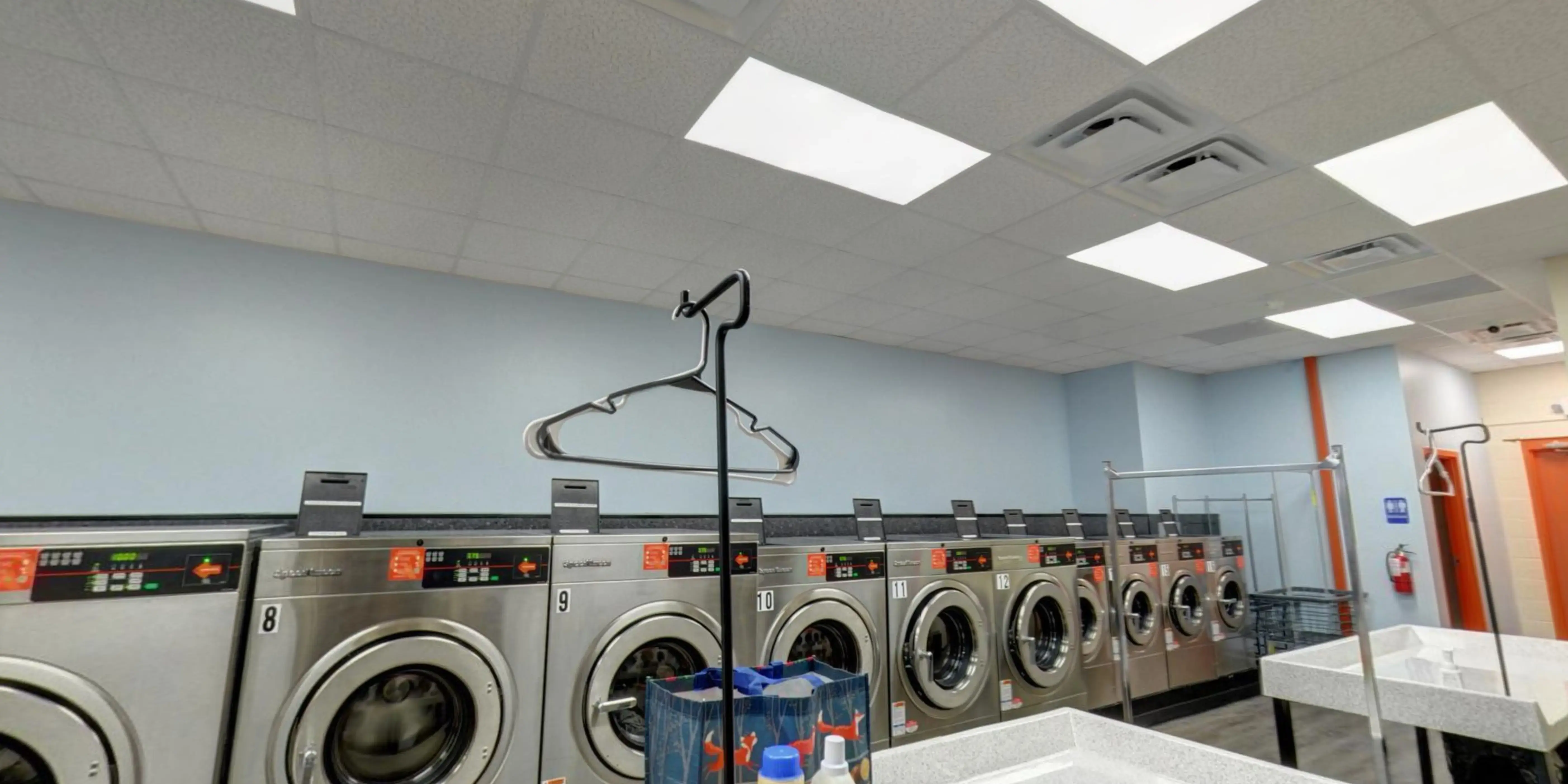 NO COIN LAUNDRY thumbnail 10