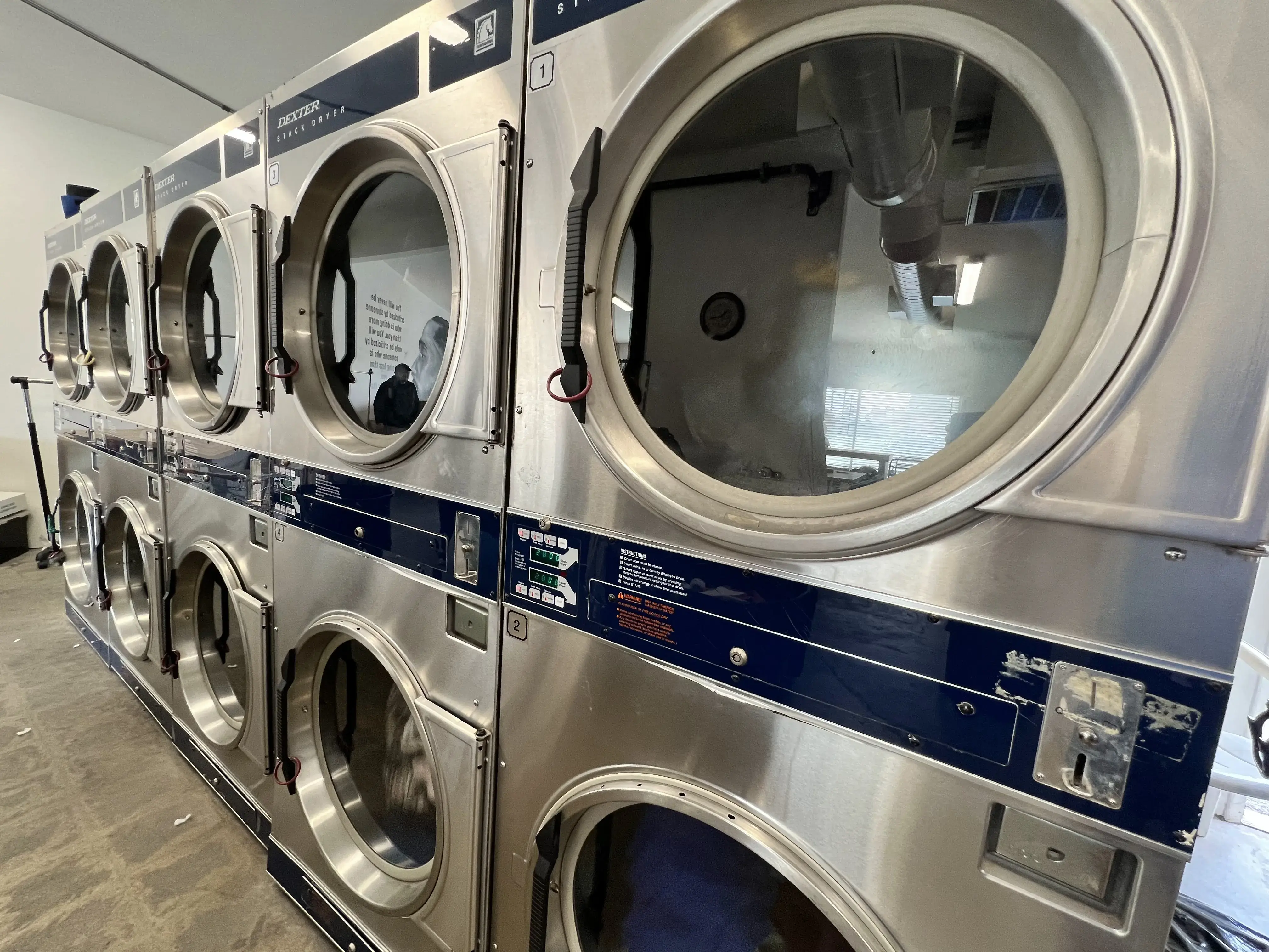 No Poop Stains Laundry Service & Dry Cleaner thumbnail 2