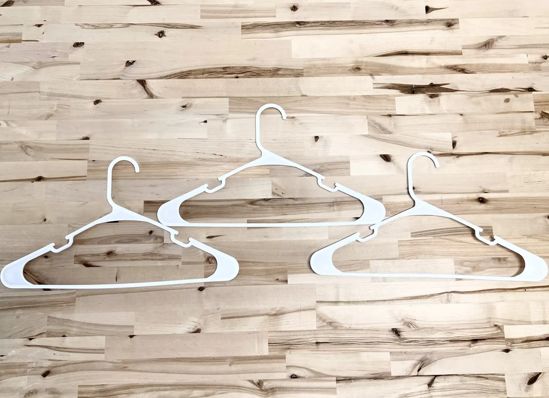 No Poop Stains Laundry Service & Dry Cleaner thumbnail 9