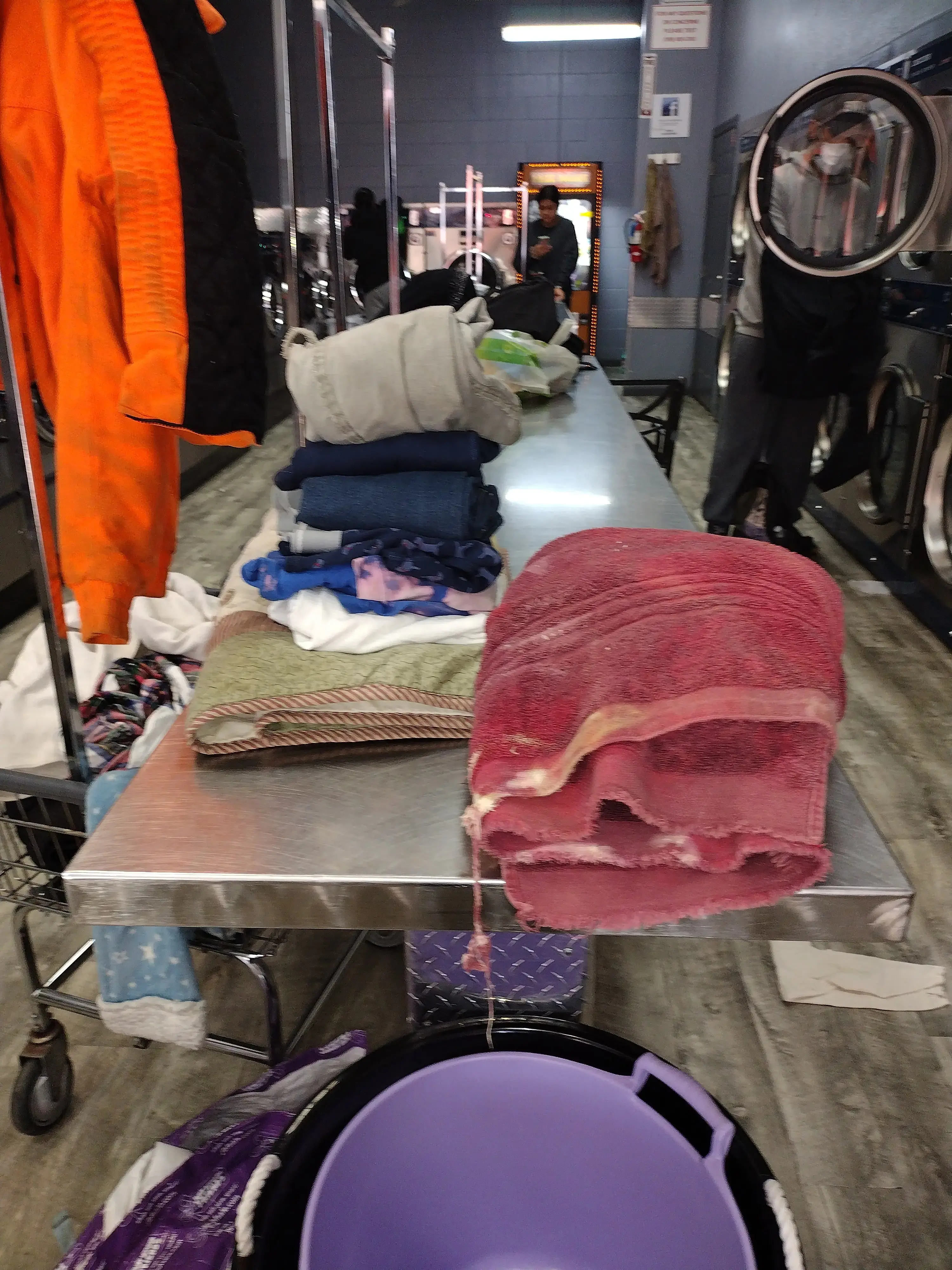 Noble Coin-Op Laundromat + Wash & Fold Laundry Co. - Image 10