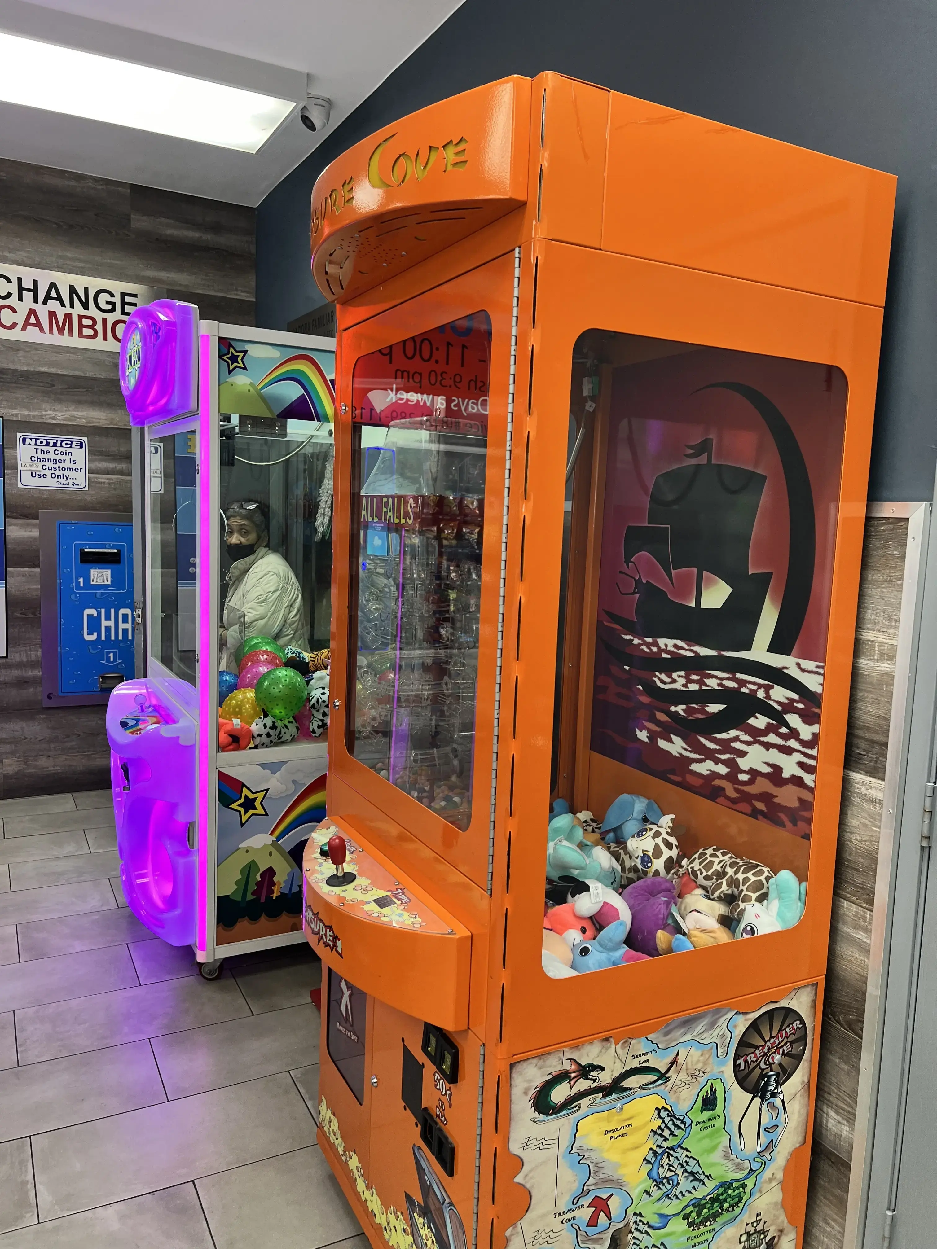 NoHo Coin Laundry - Image 8