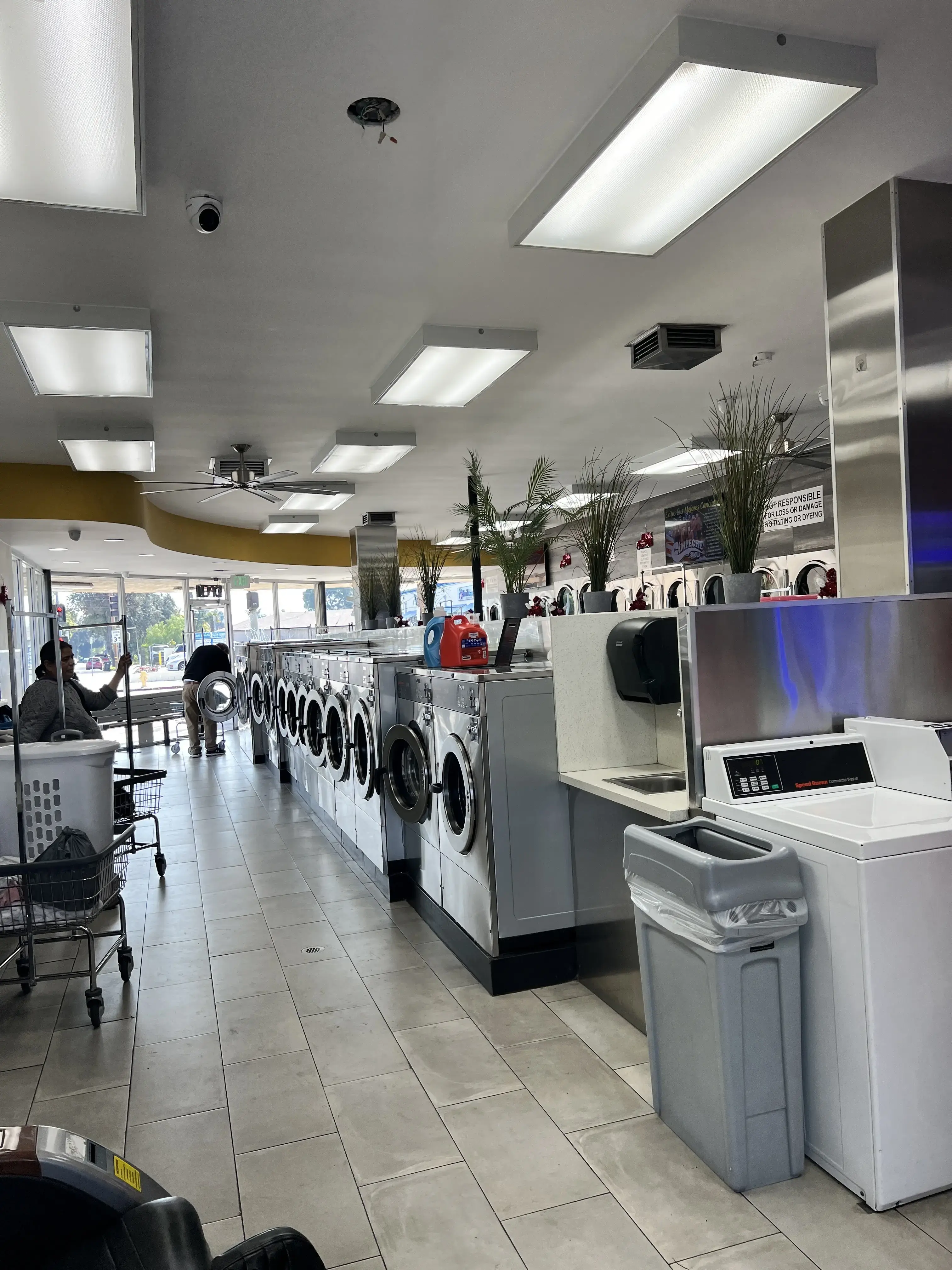 NoHo Coin Laundry thumbnail 13