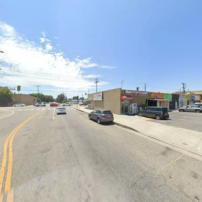 NoHo Coin Laundry - Image 19