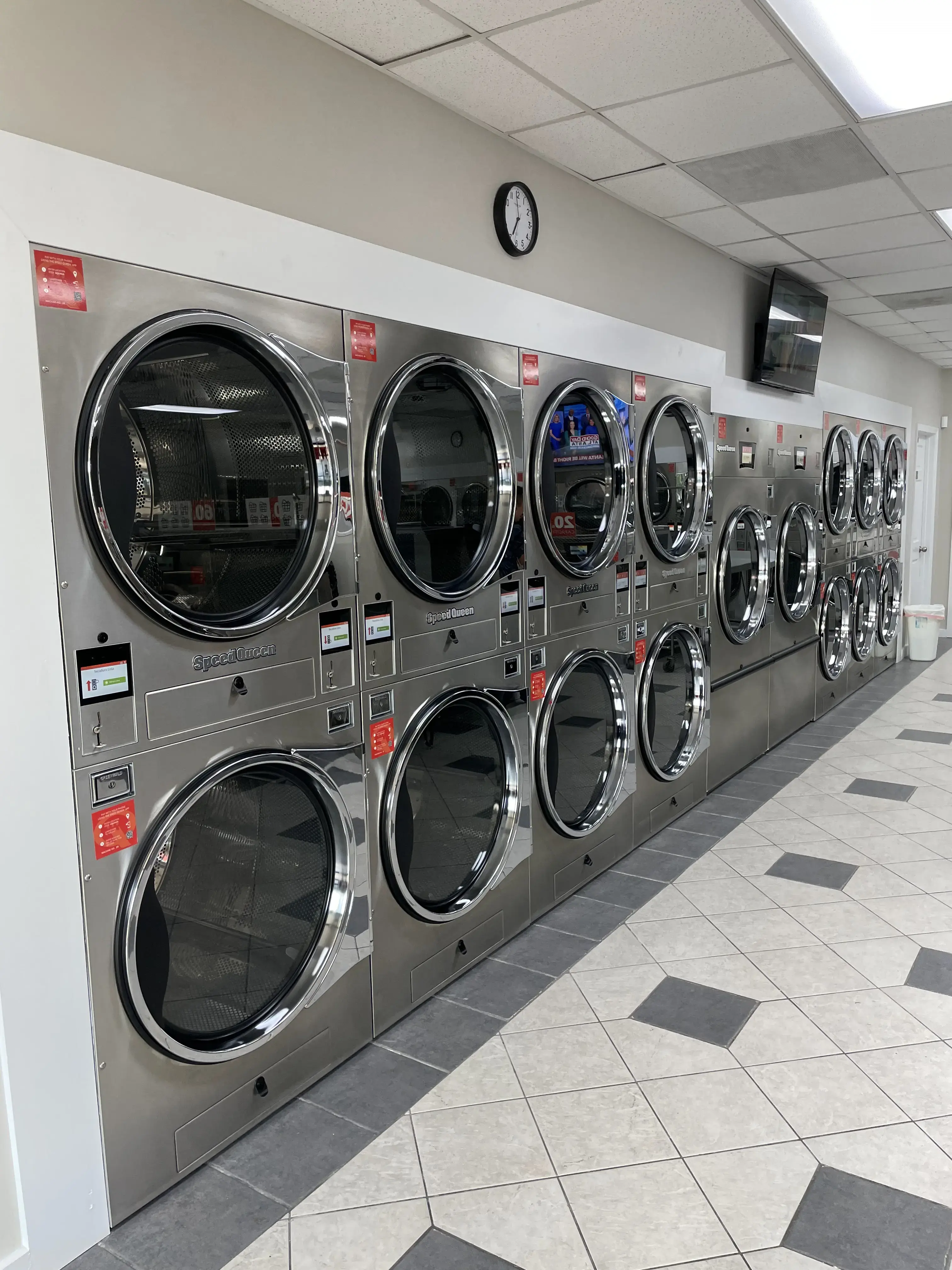 Norcross Coin Laundry 24/7 location