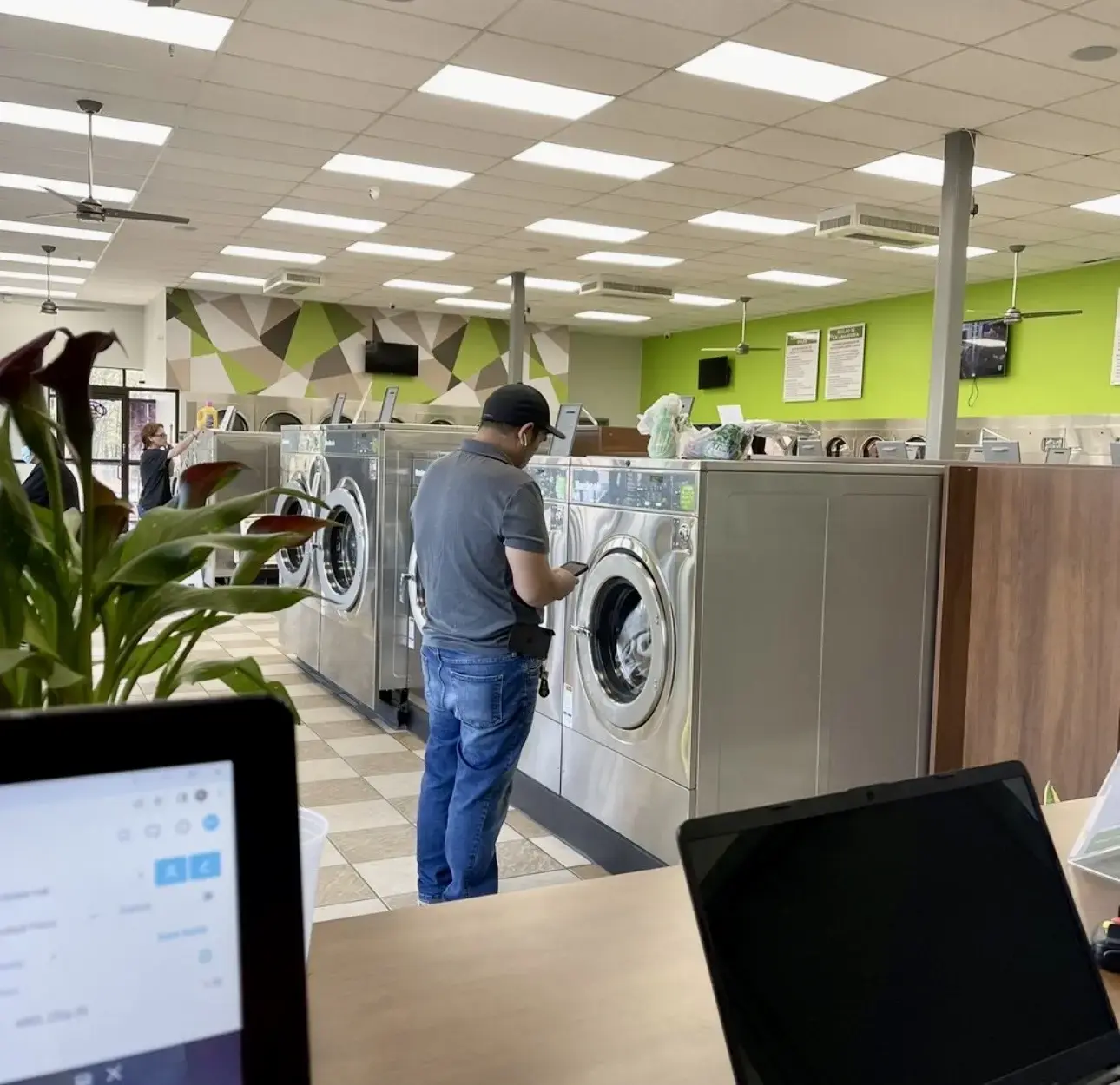 Norcross Coin Laundry - Image 3