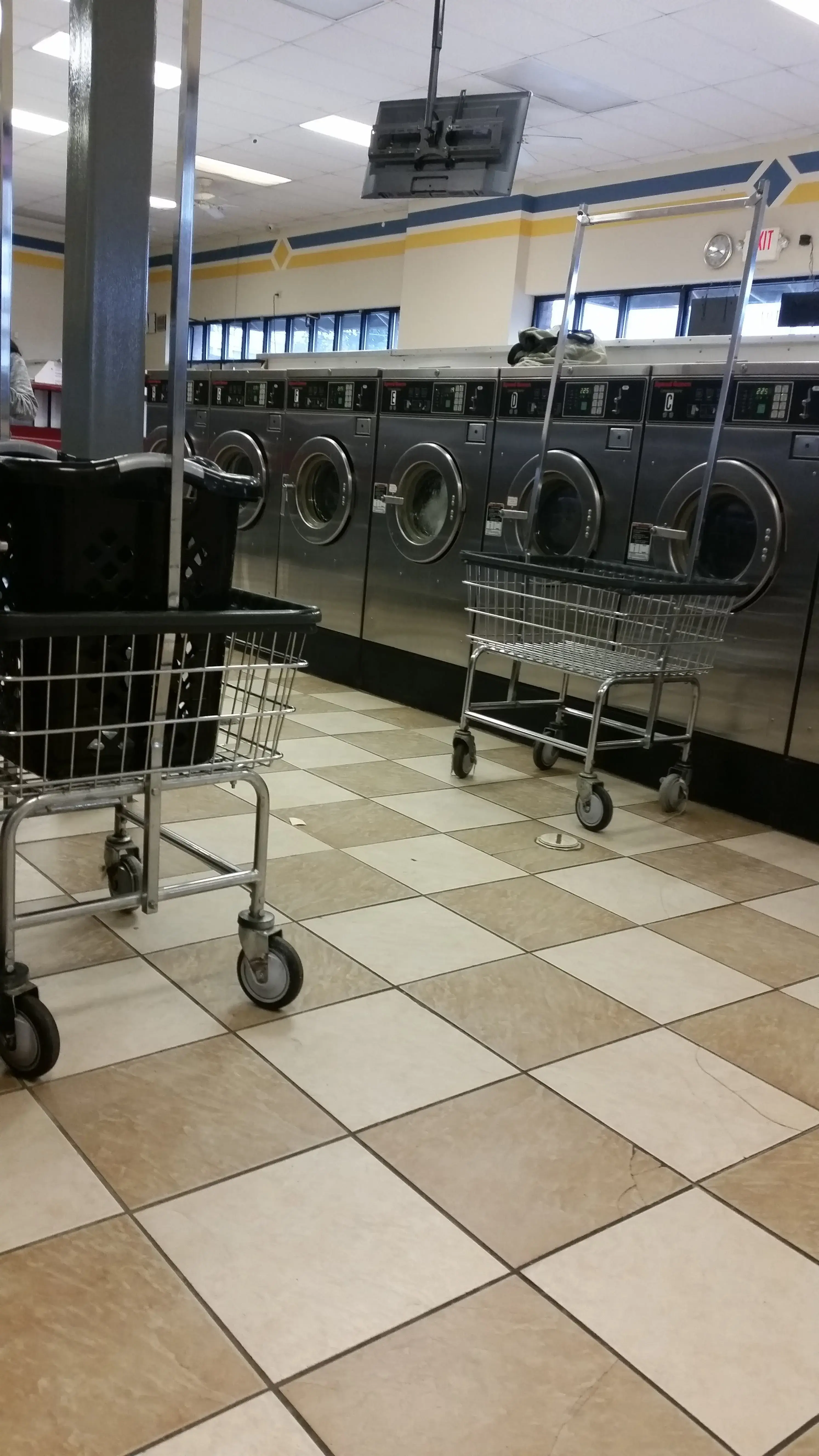 Norcross Coin Laundry thumbnail 19