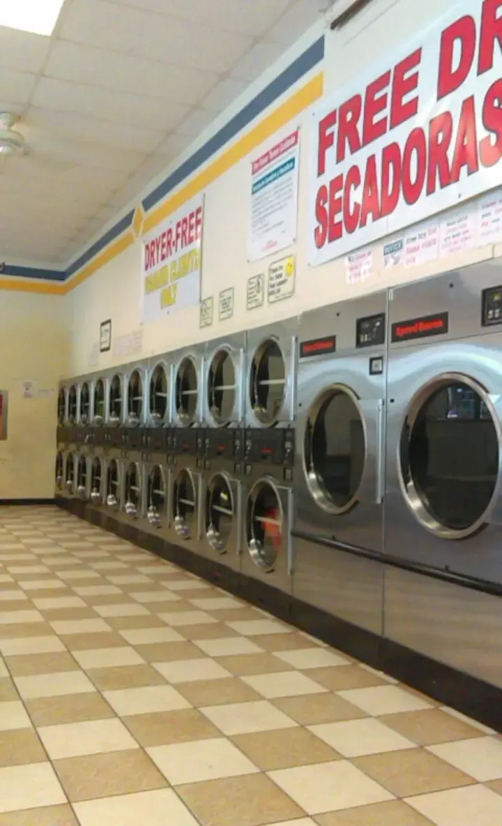 Norcross Coin Laundry - Image 13