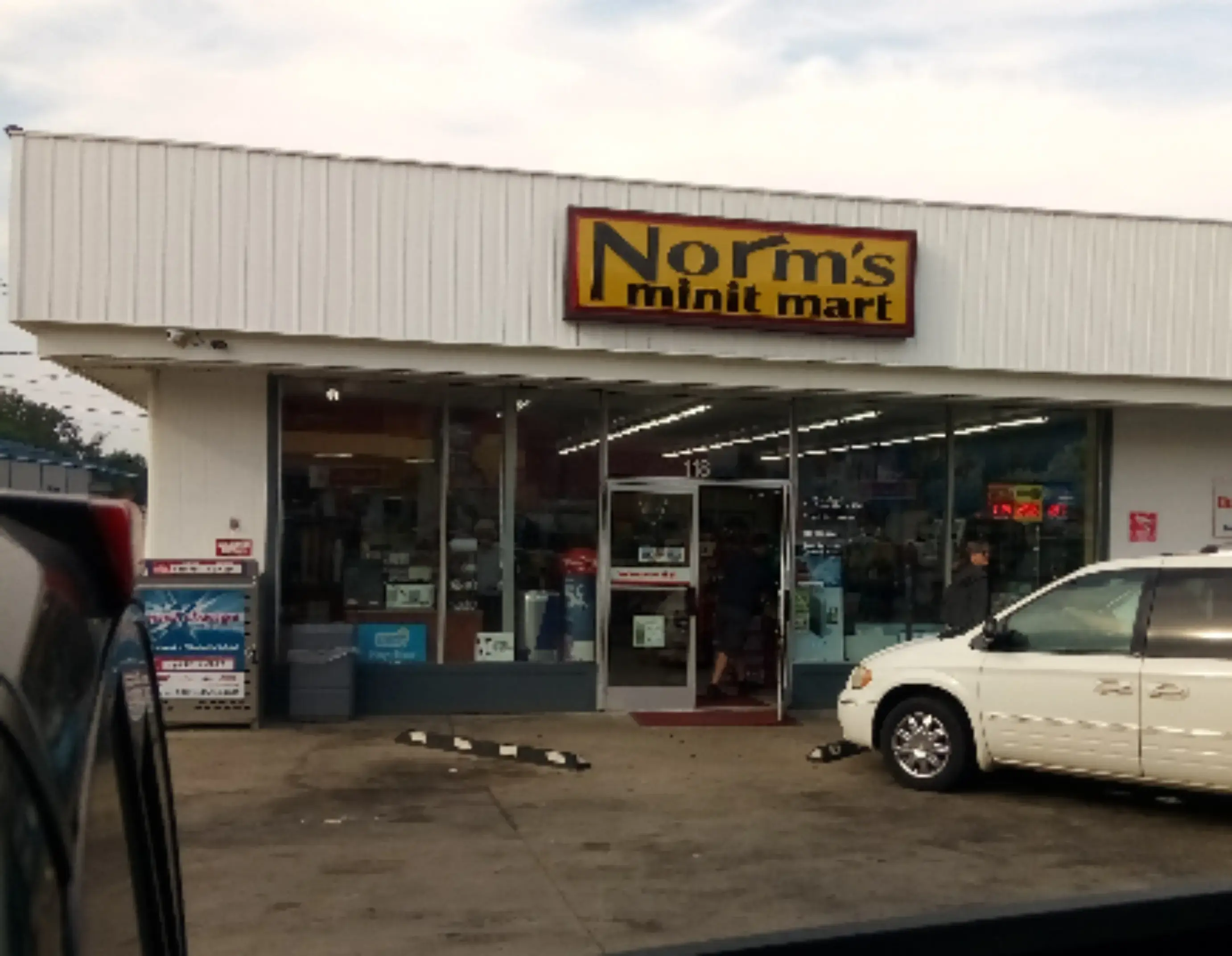 Norm's Minit Mart thumbnail 14