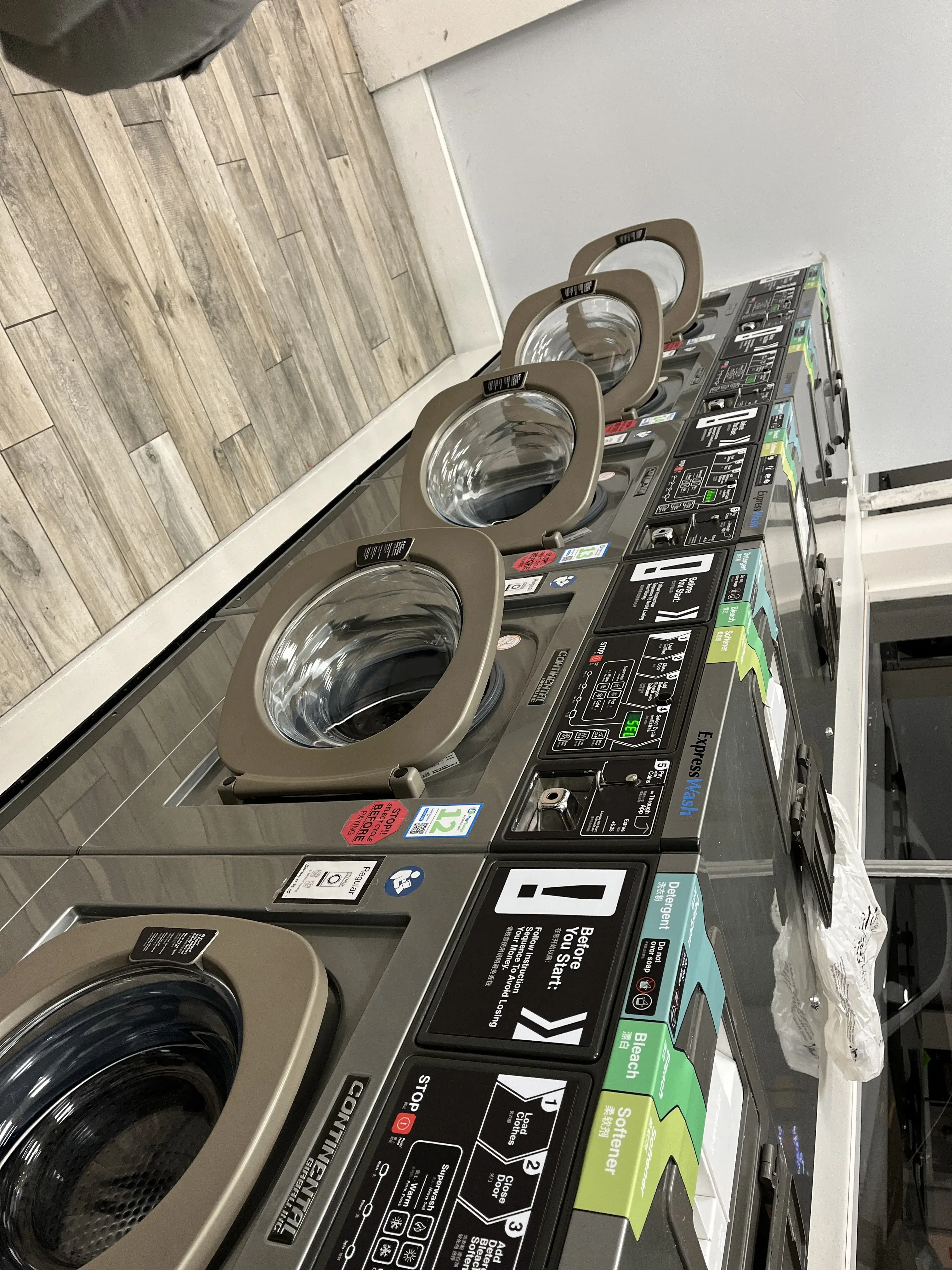 North Beach Laundry - Image 17