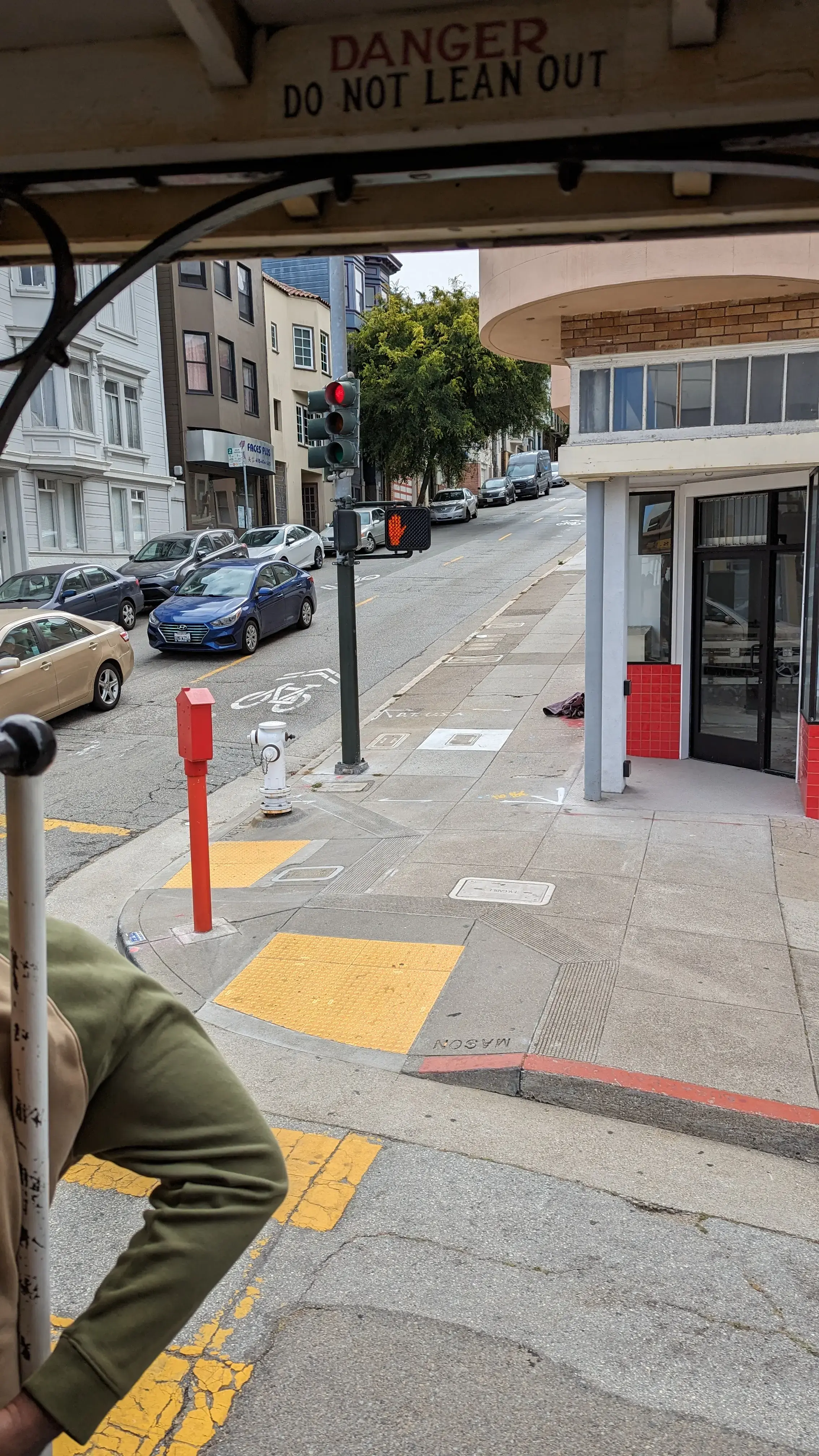 North Beach Laundry thumbnail 14