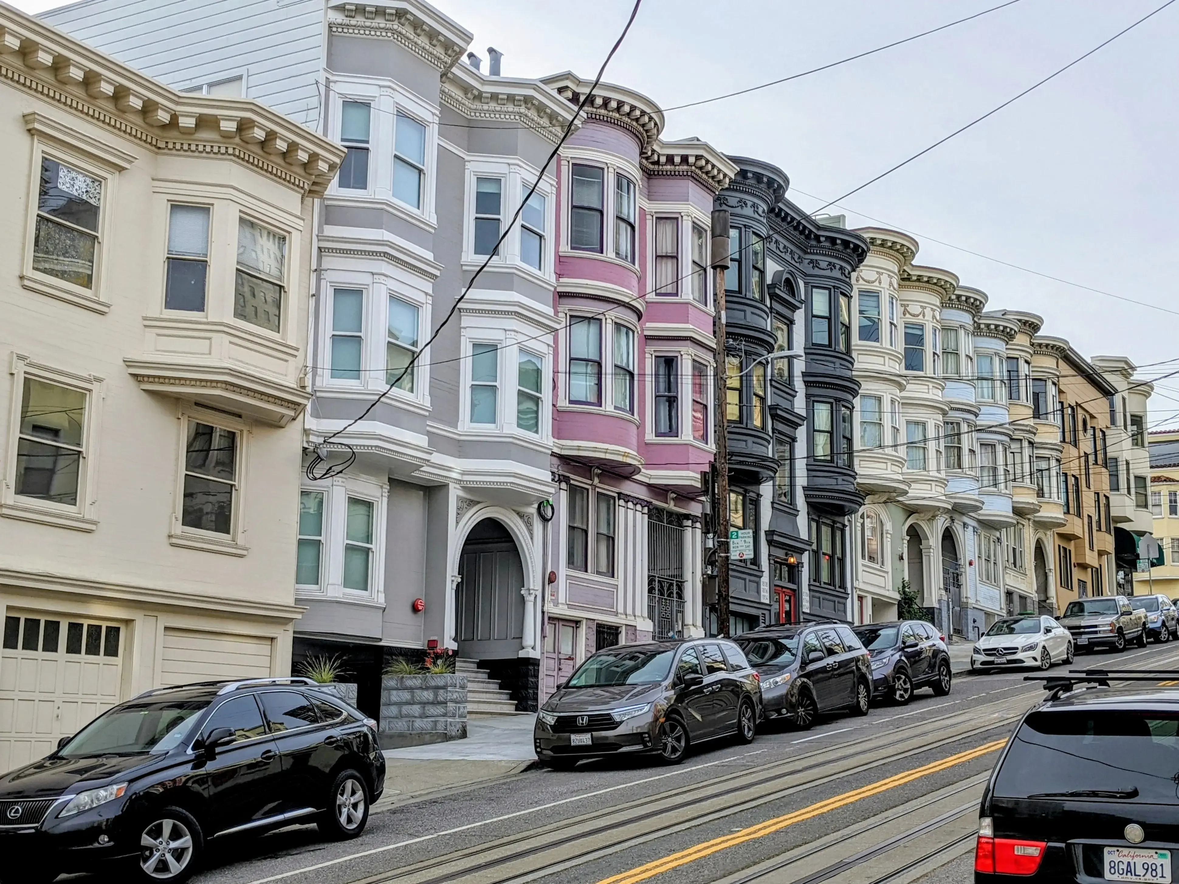 North Beach Laundry - Image 3