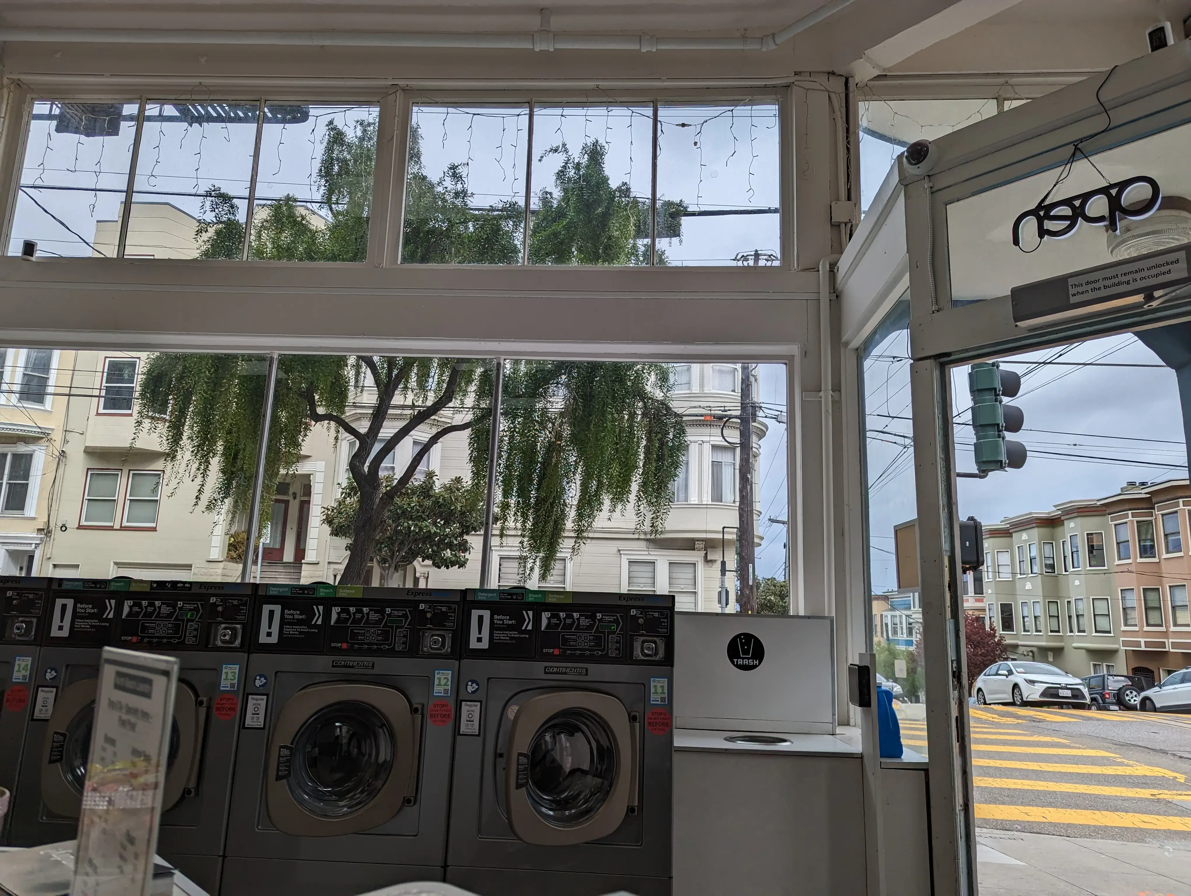 North Beach Laundry - Image 11