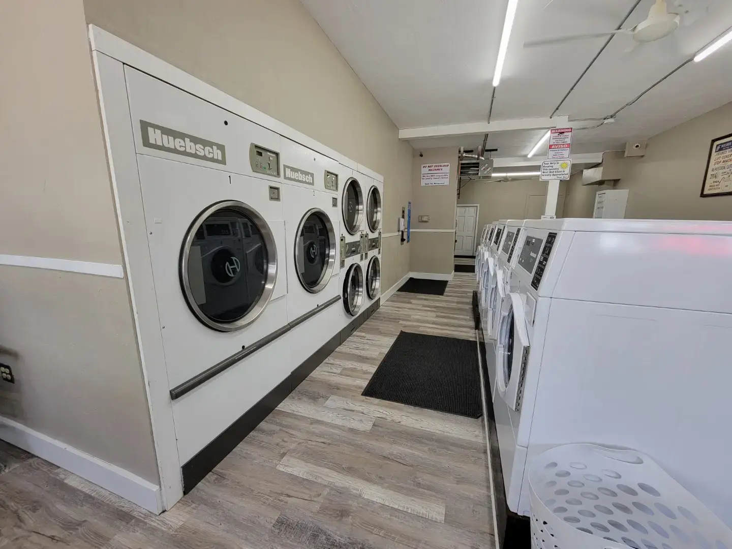 North Brookfield Laundromat location