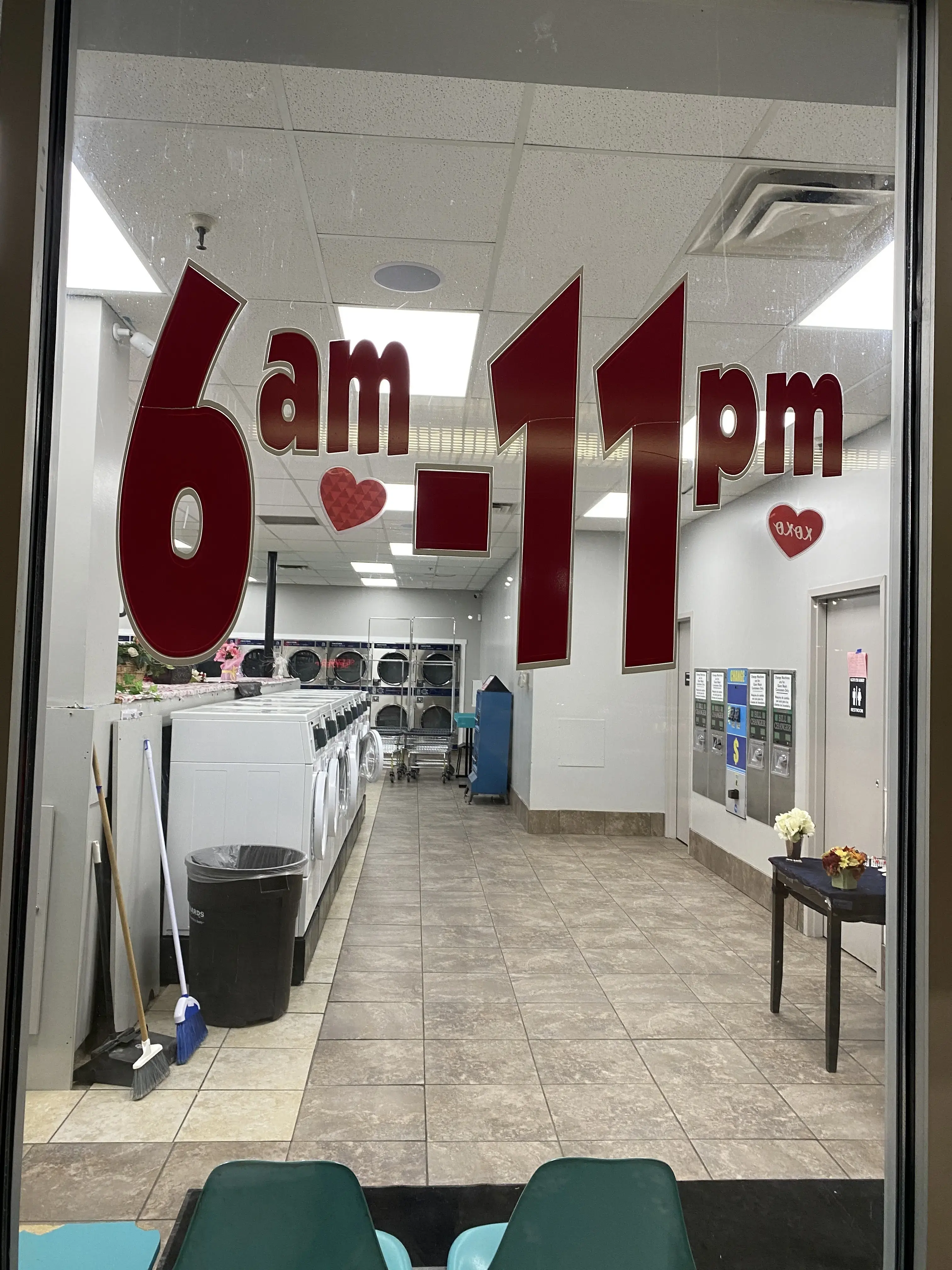 North End Laundry thumbnail 11