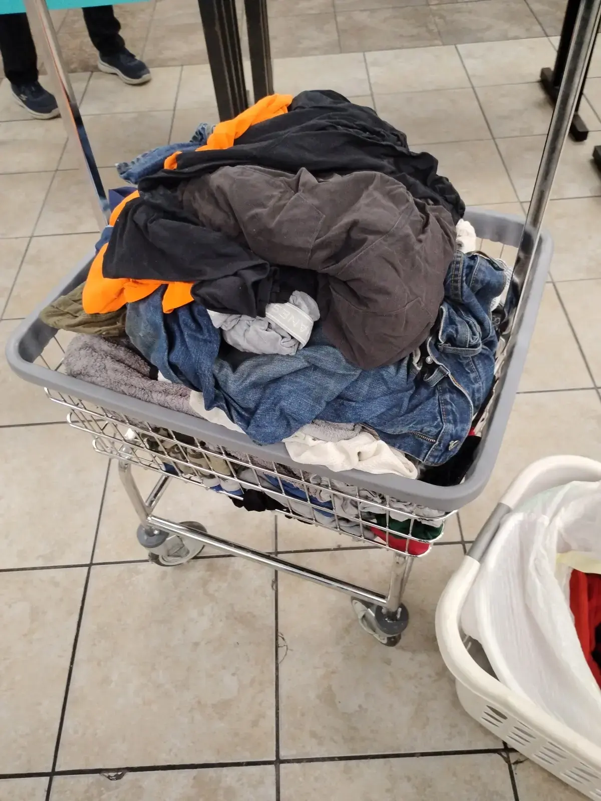 North End Laundry - Image 16