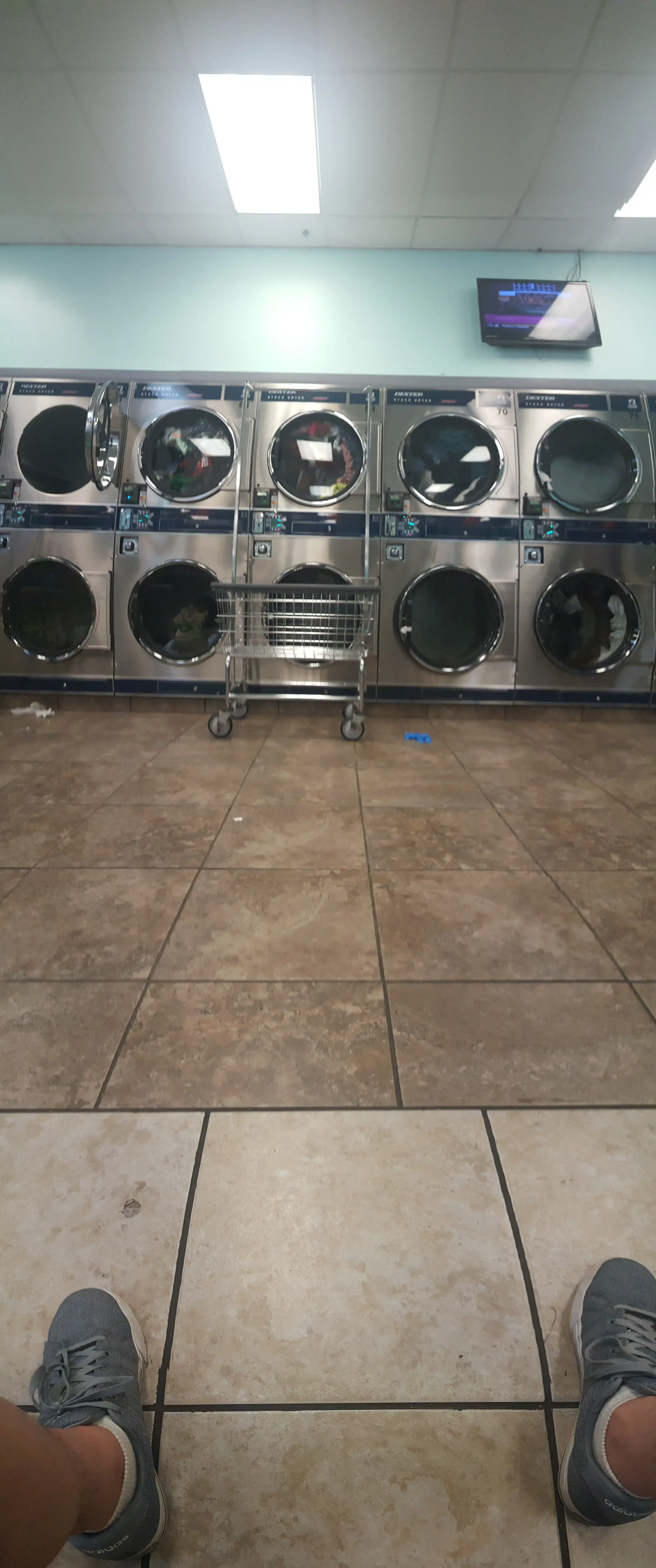 North End Laundry thumbnail 15