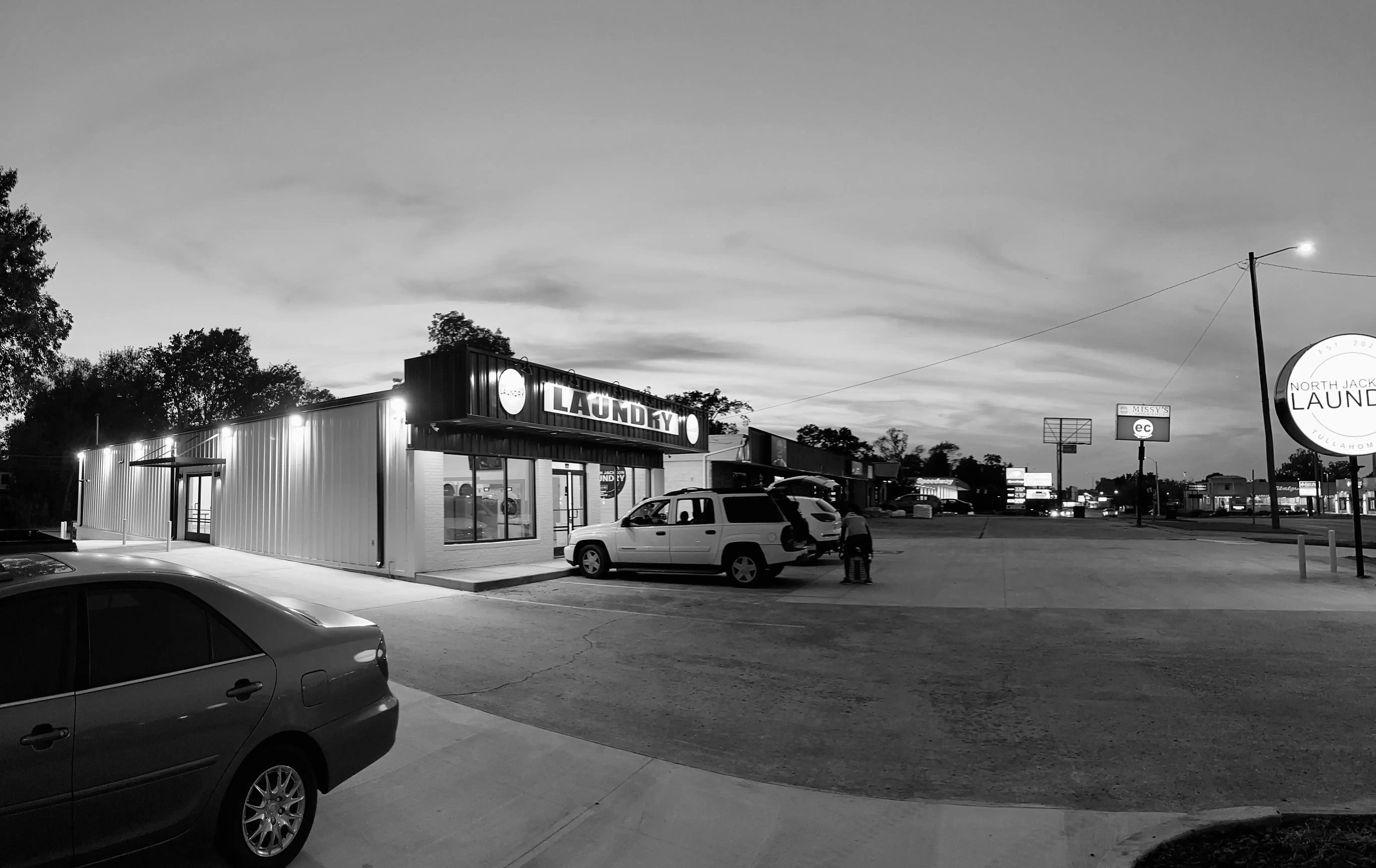 North Jackson Laundry - Image 3