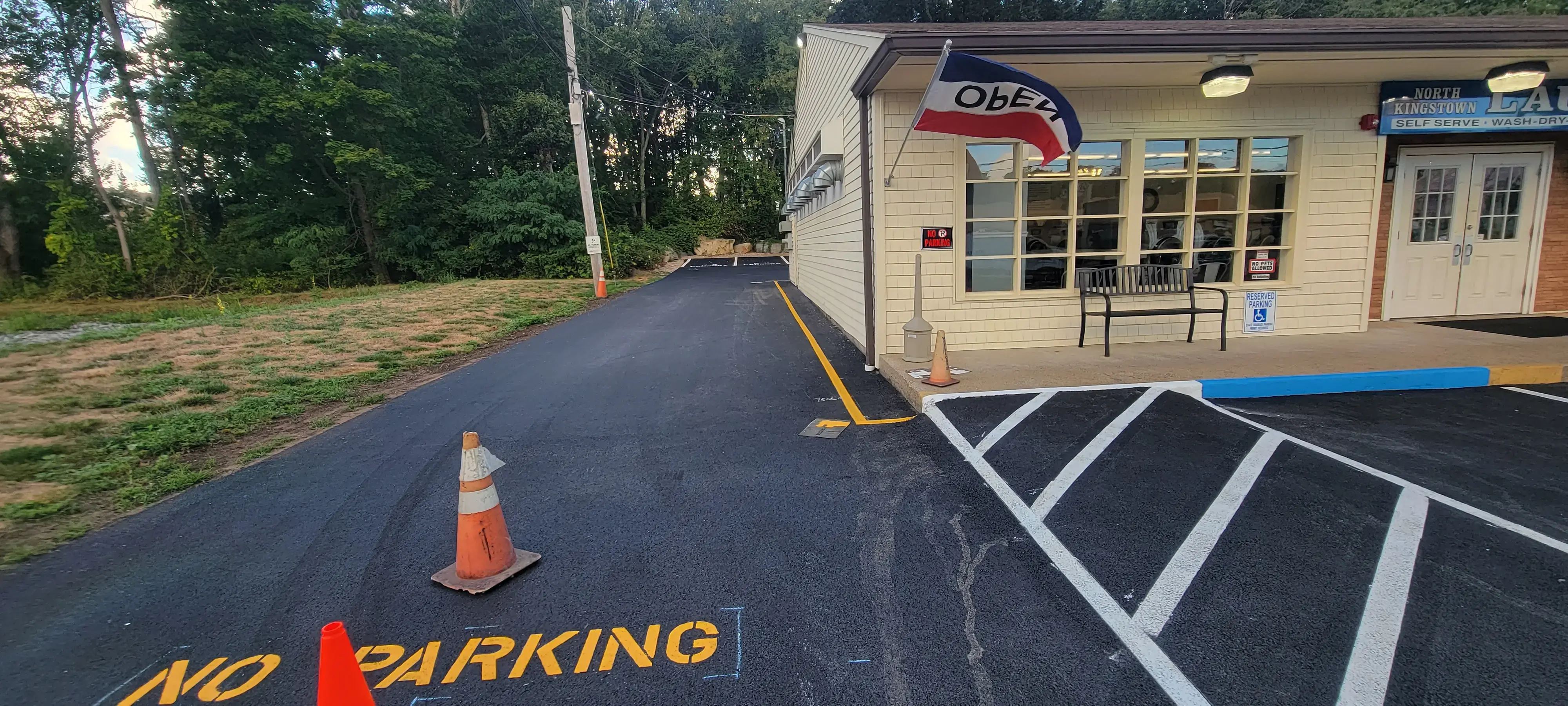 North Kingstown Laundry thumbnail 4