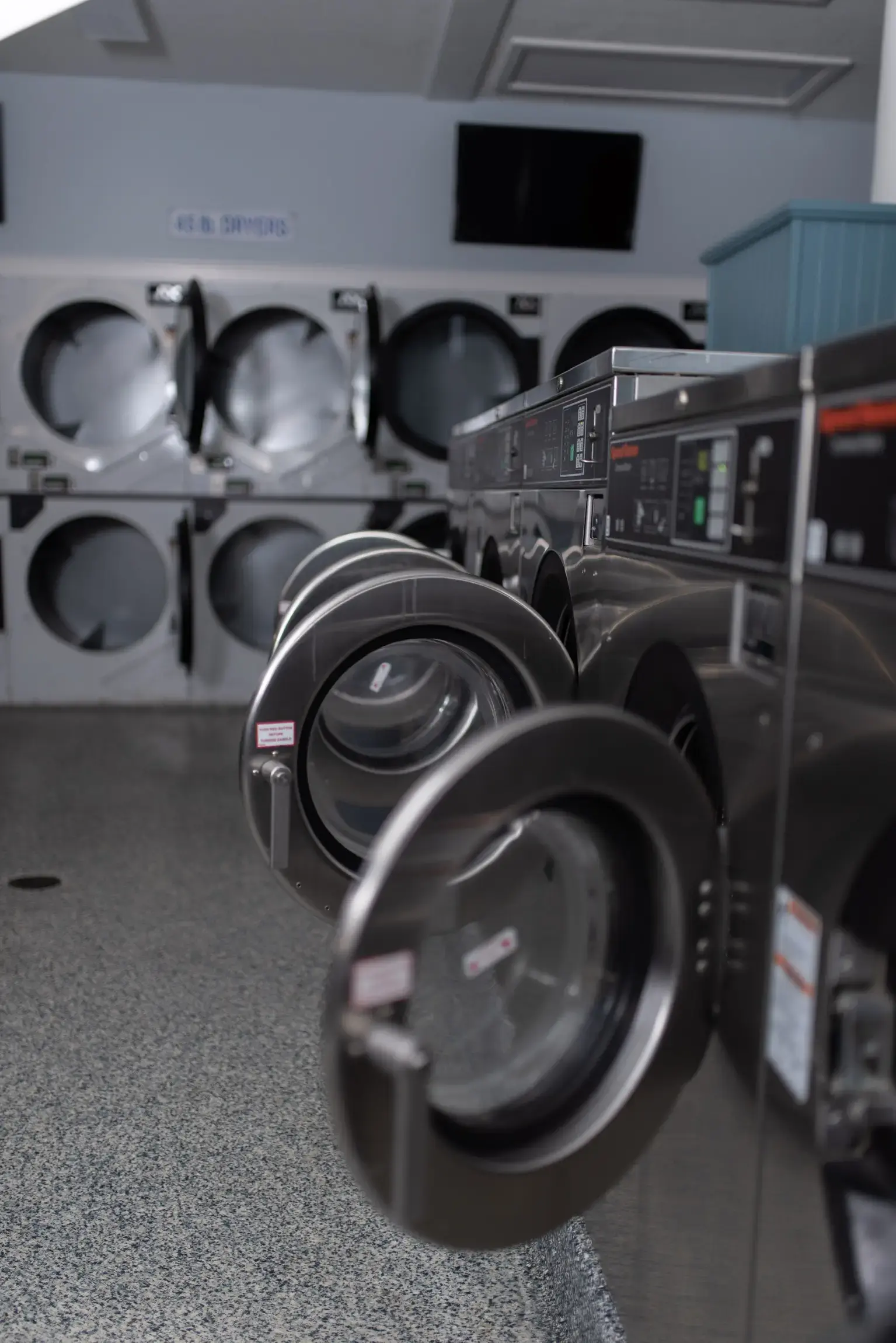 North Kingstown Laundry thumbnail 20