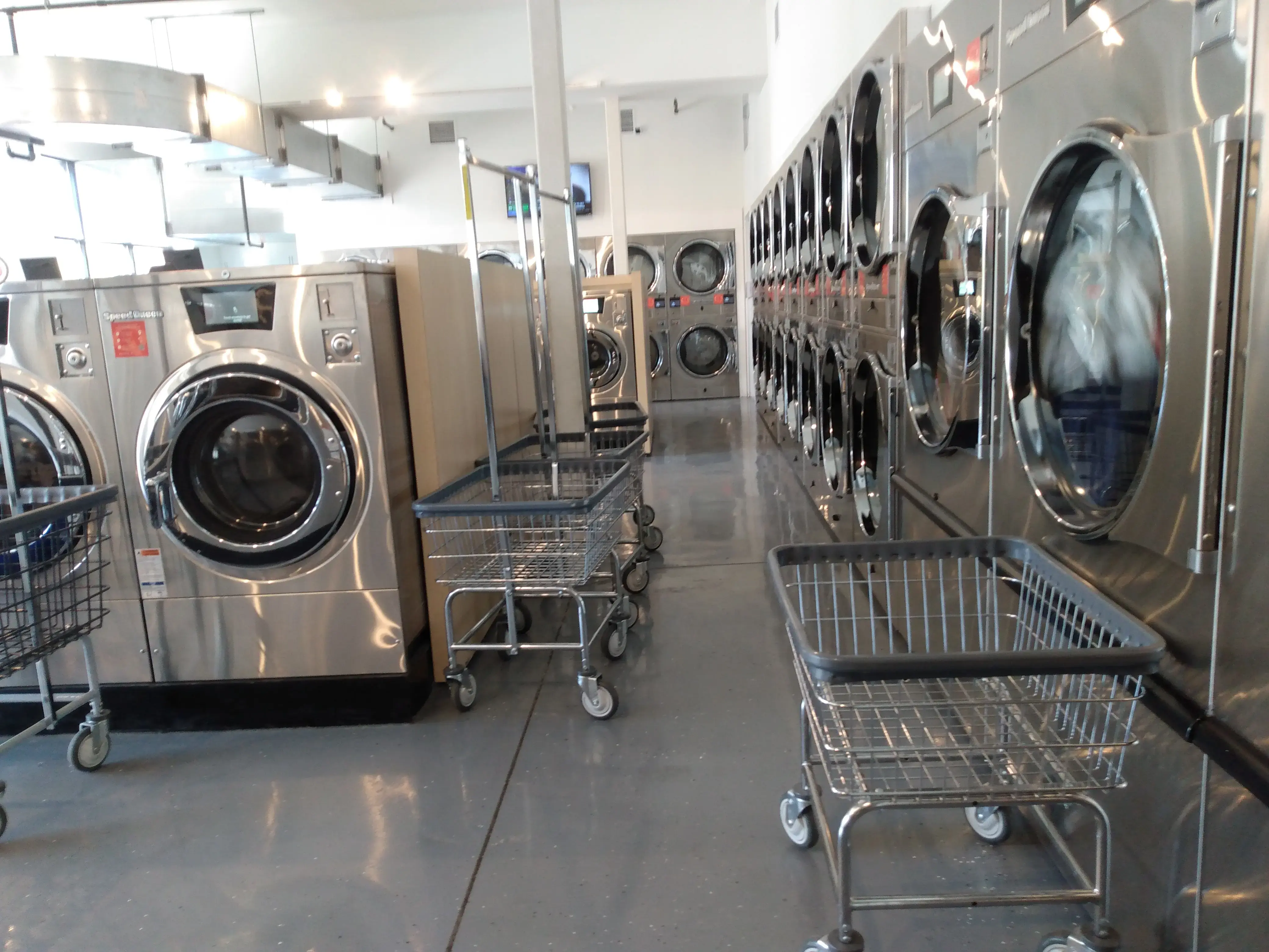 North Lime Laundry thumbnail 1