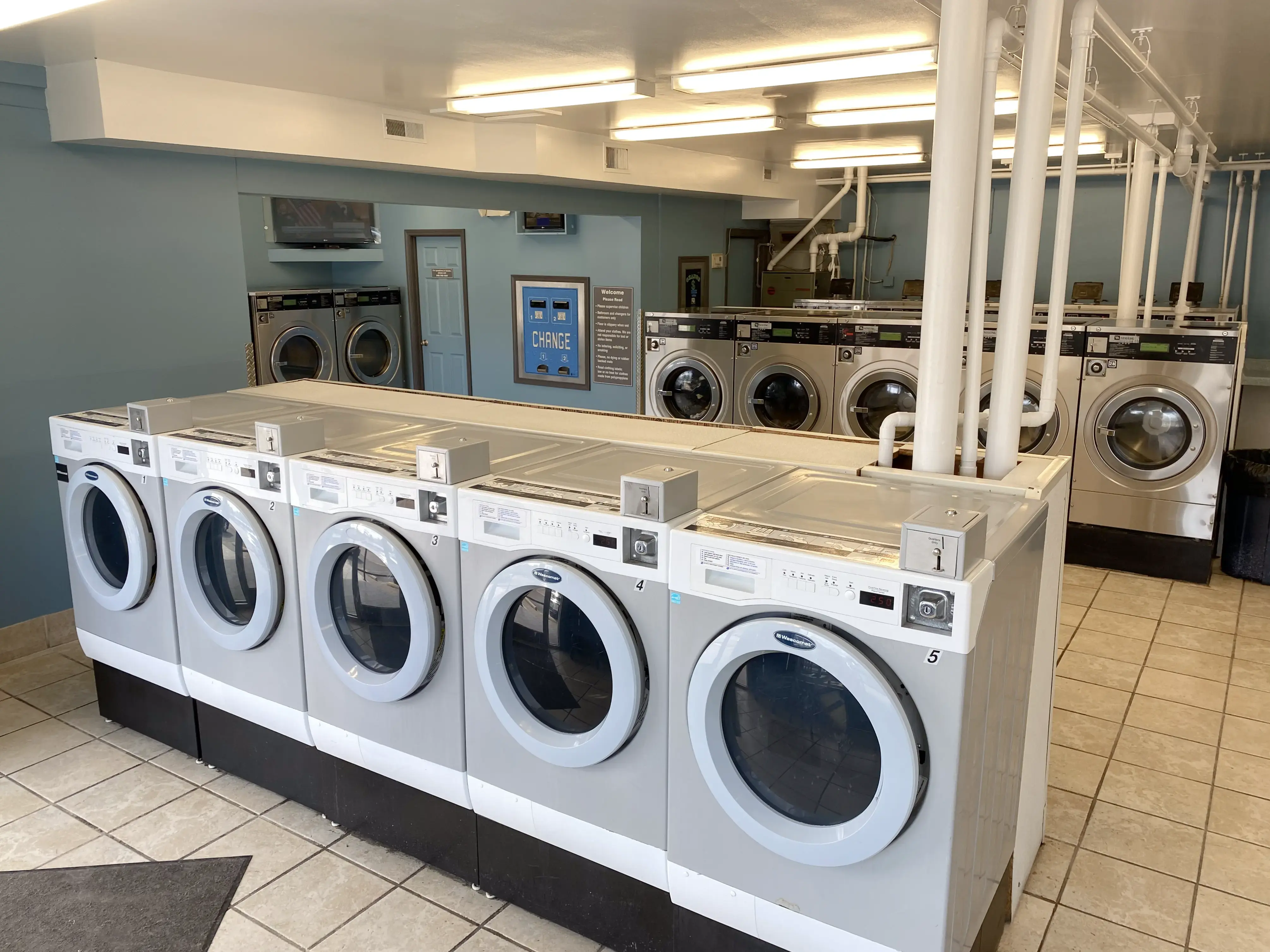 North Main Street Laundromat location